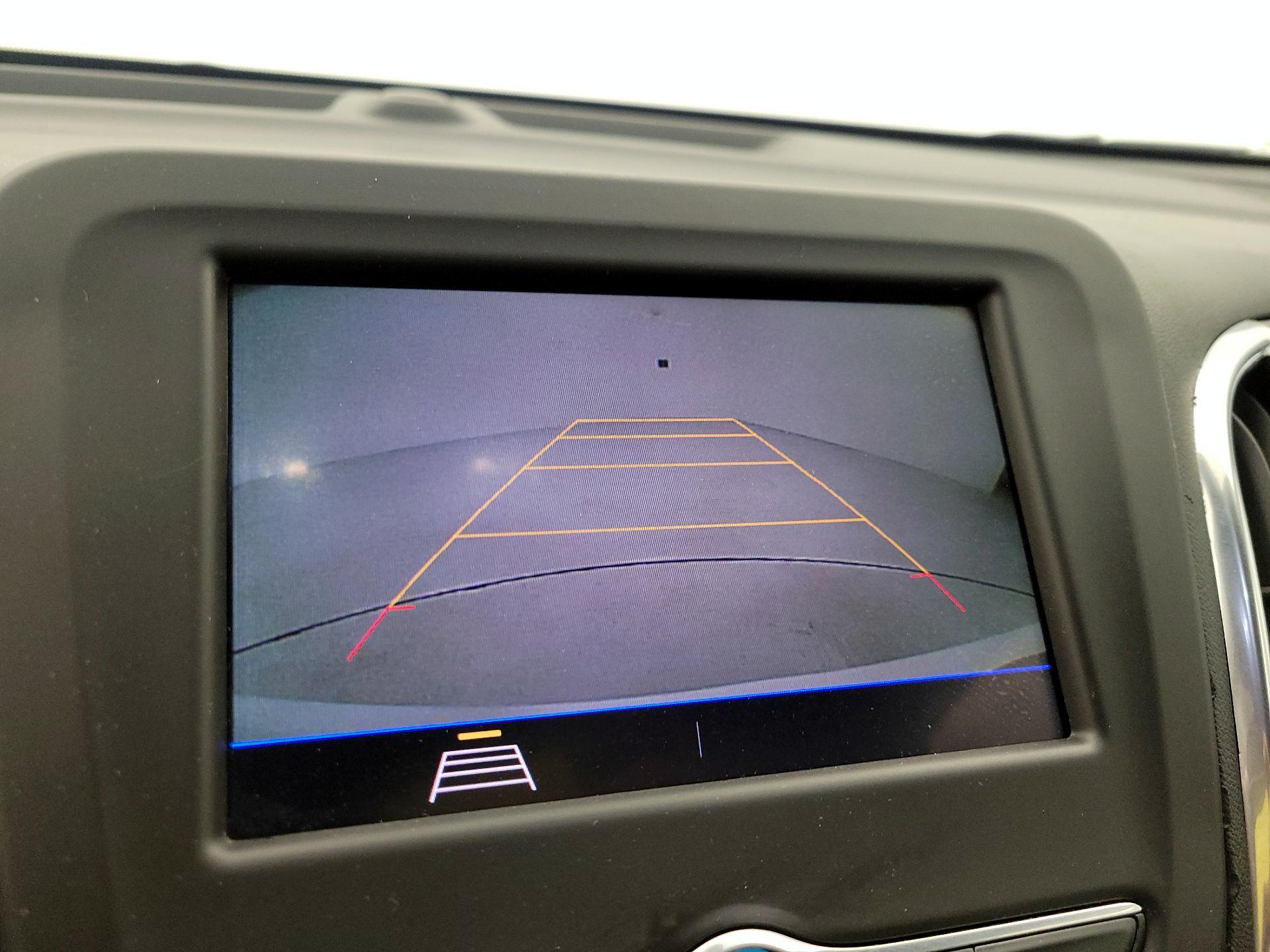 Thumbnail: 2021 Chevrolet Equinox - 14