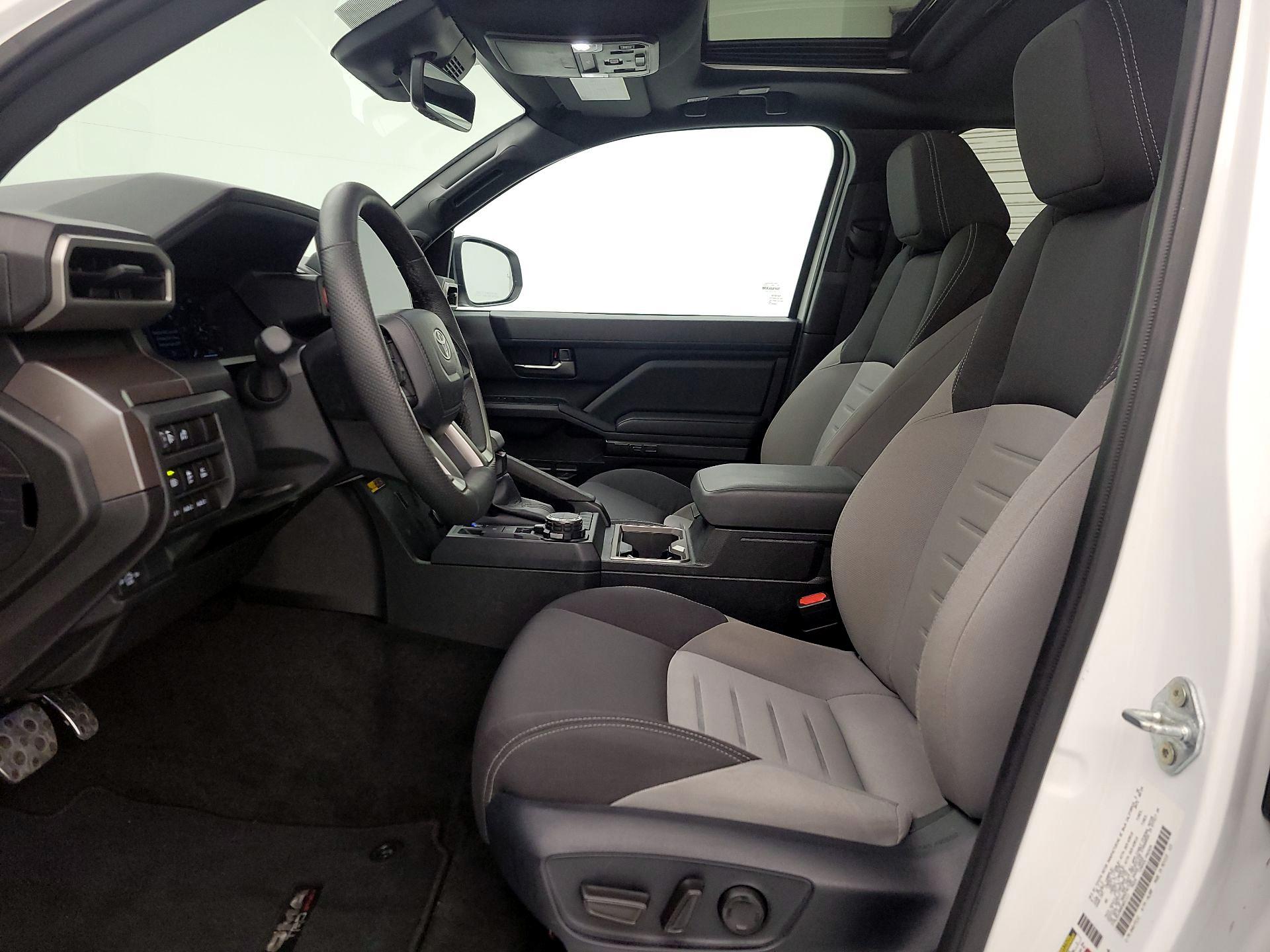 Thumbnail: 2024 Toyota Tacoma - 11