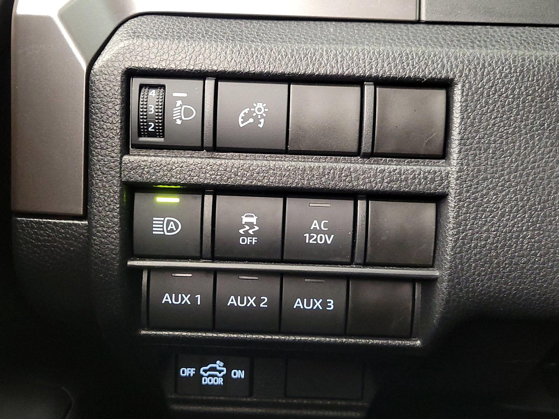 Thumbnail: 2024 Toyota Tacoma - 13