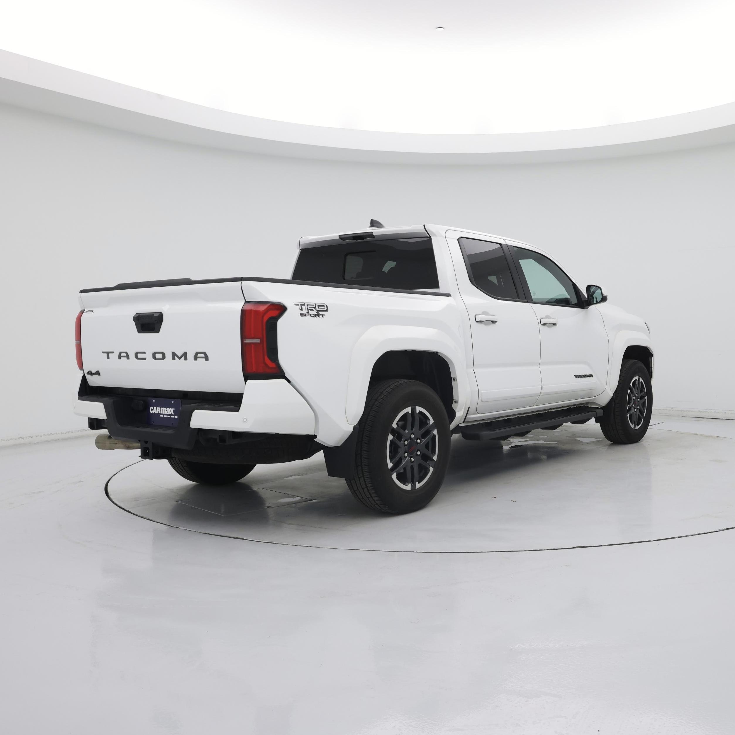 Thumbnail: 2024 Toyota Tacoma - 8