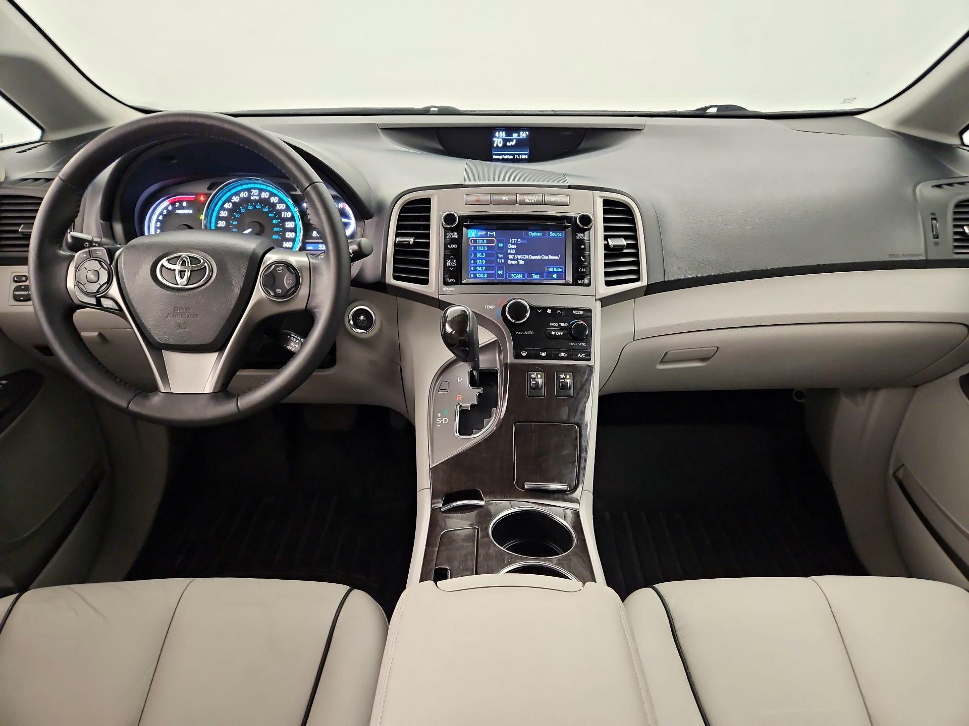 Thumbnail: 2014 Toyota Venza - 9
