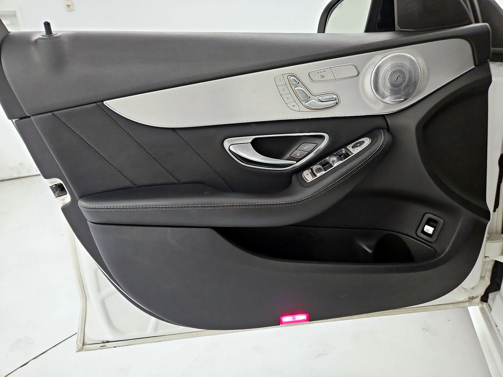 Thumbnail: 2019 Mercedes-Benz C-Class - 12