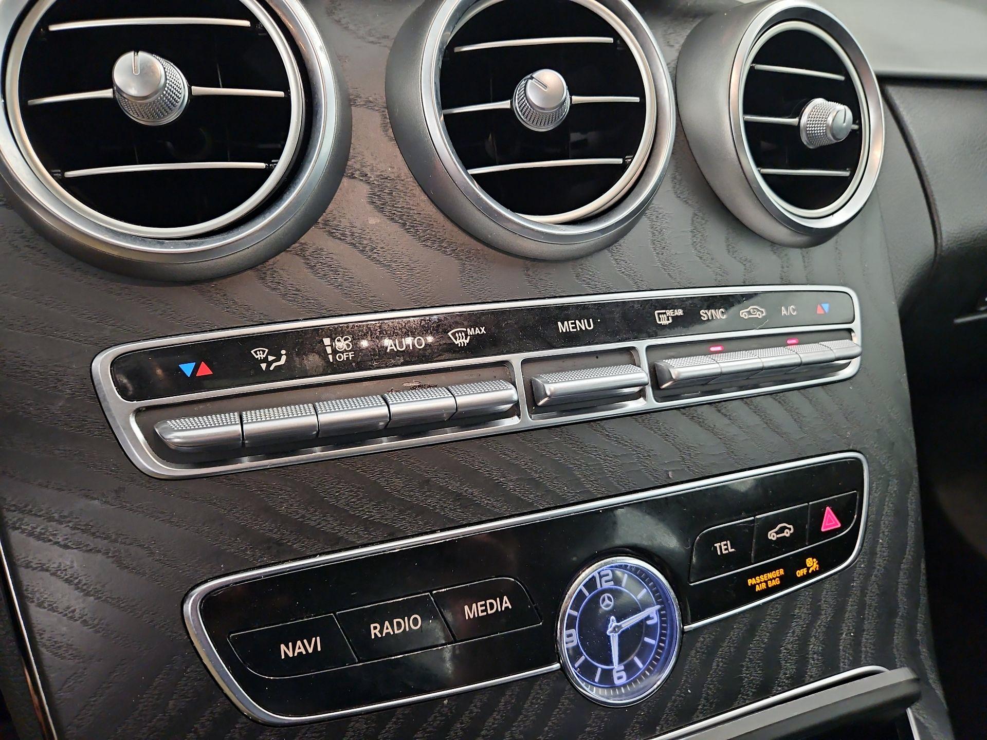 Thumbnail: 2019 Mercedes-Benz C-Class - 16