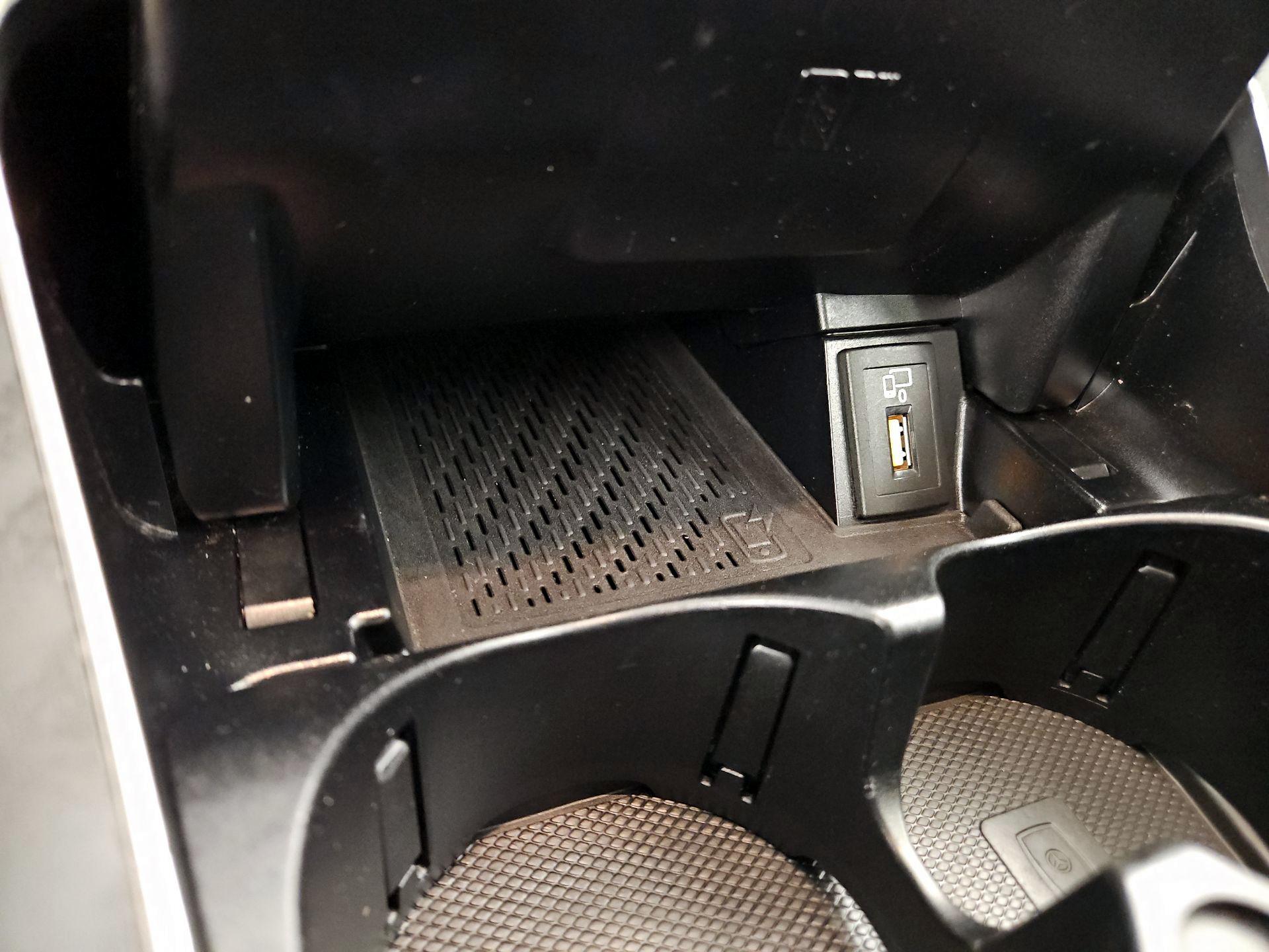 Thumbnail: 2019 Mercedes-Benz C-Class - 18