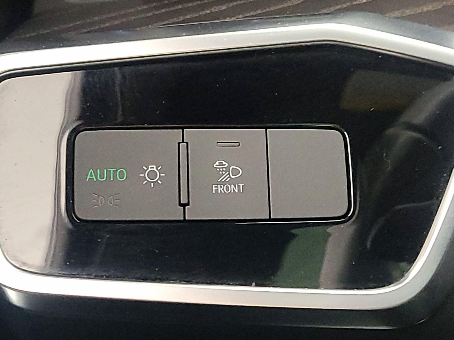 Thumbnail: 2021 Audi A6 - 13