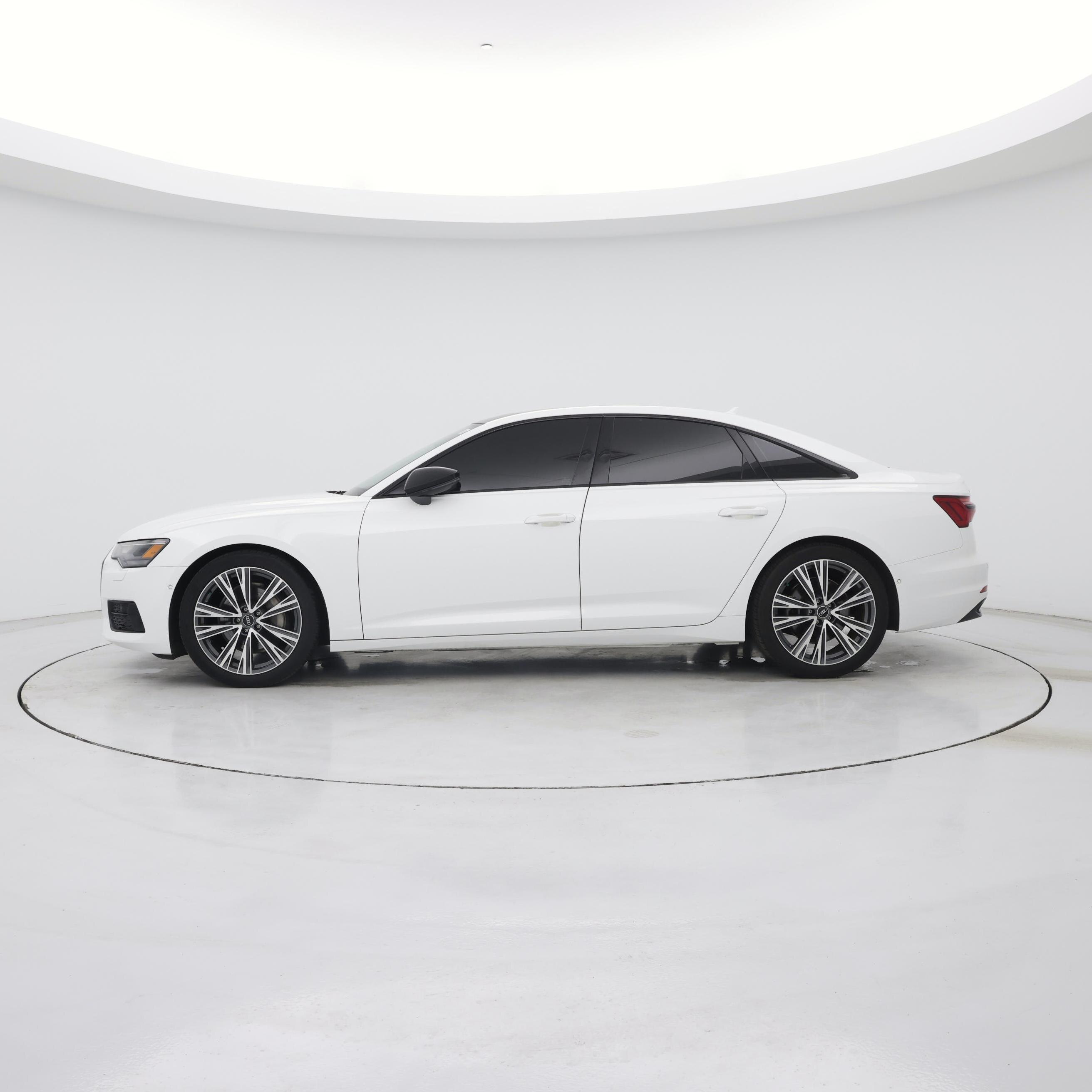 Thumbnail: 2021 Audi A6 - 3