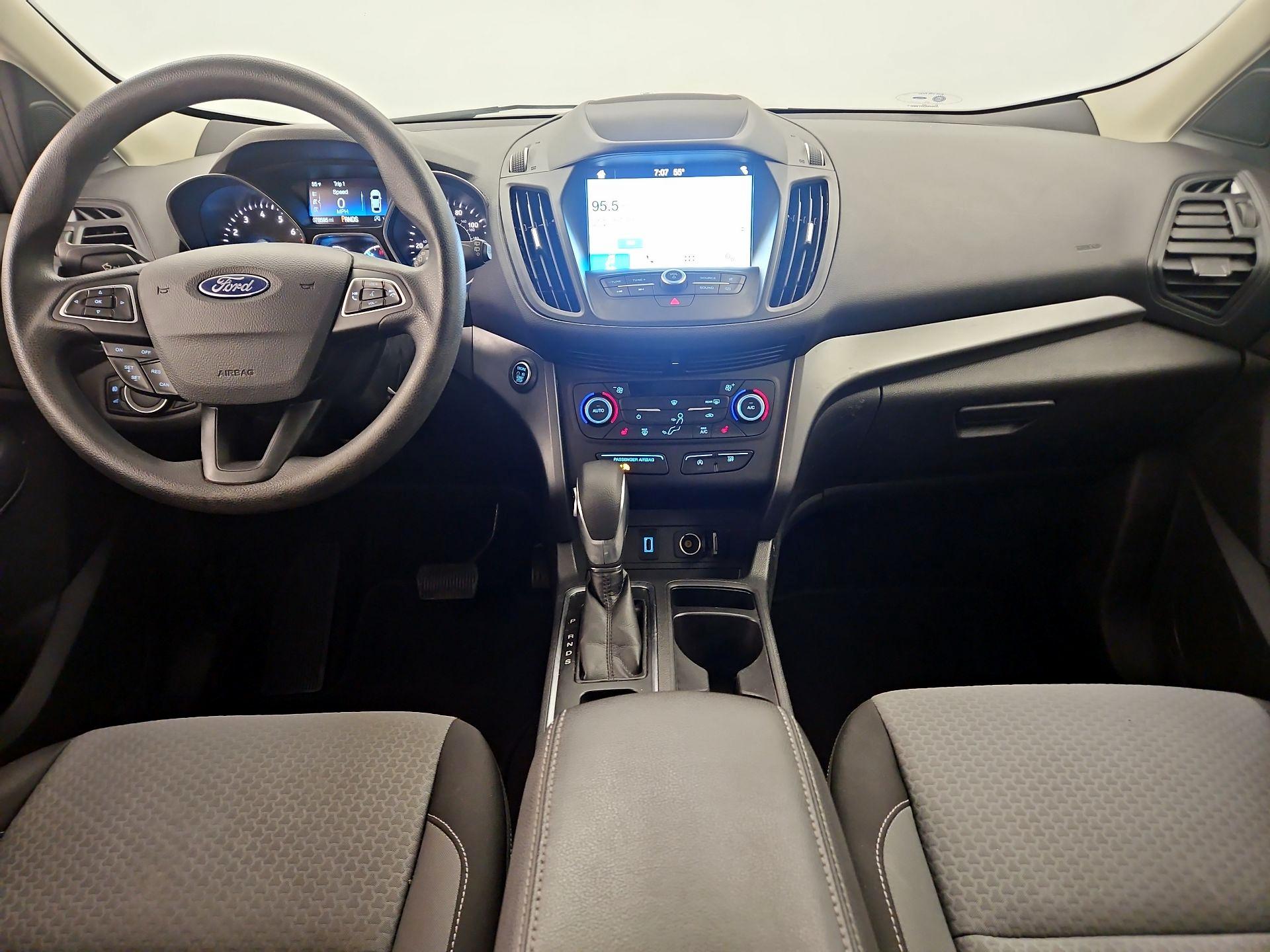 Thumbnail: 2019 Ford Escape - 9