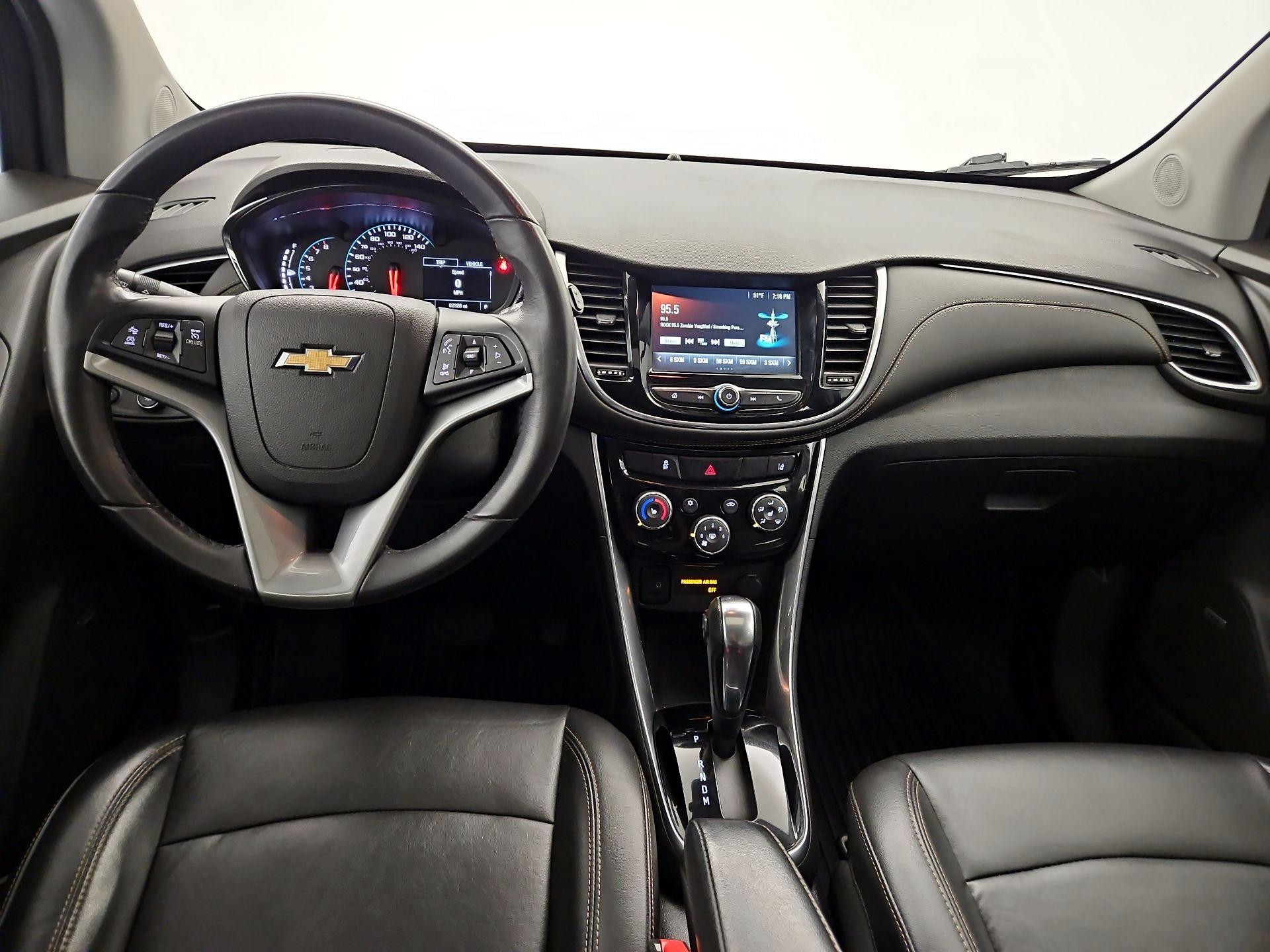 Thumbnail: 2017 Chevrolet Trax - 9