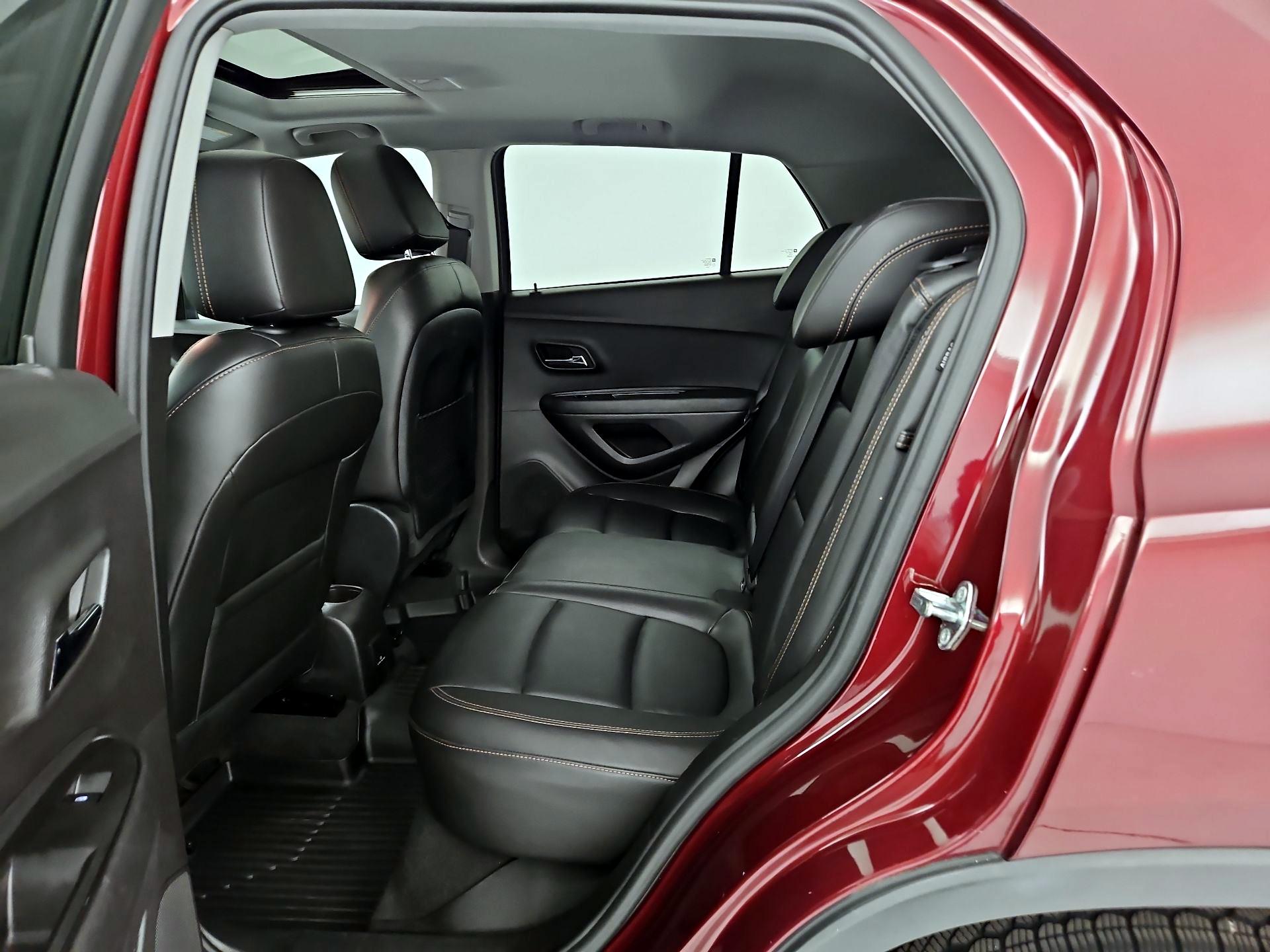 Thumbnail: 2017 Chevrolet Trax - 20