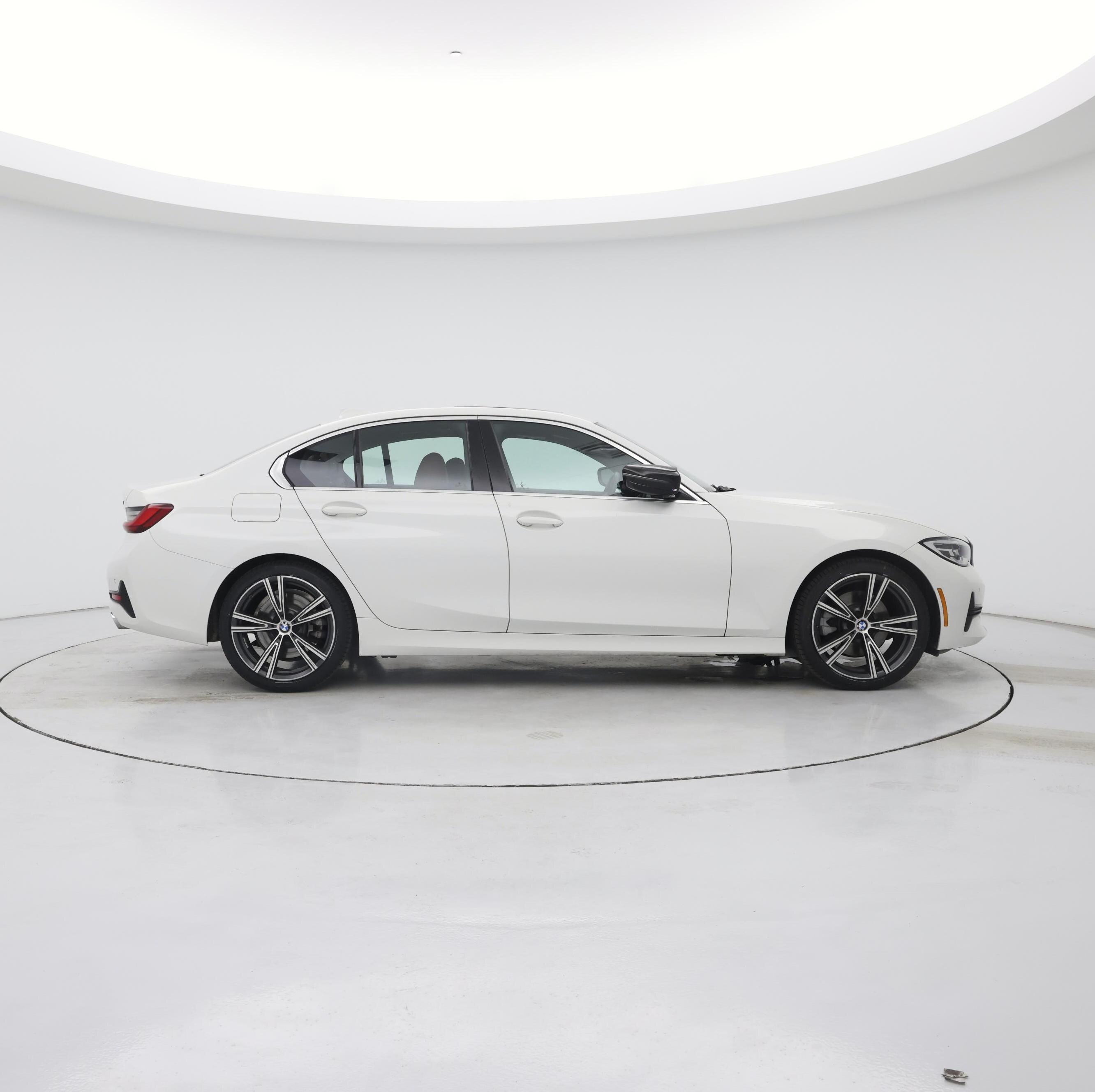Thumbnail: 2022 BMW 3 Series - 7