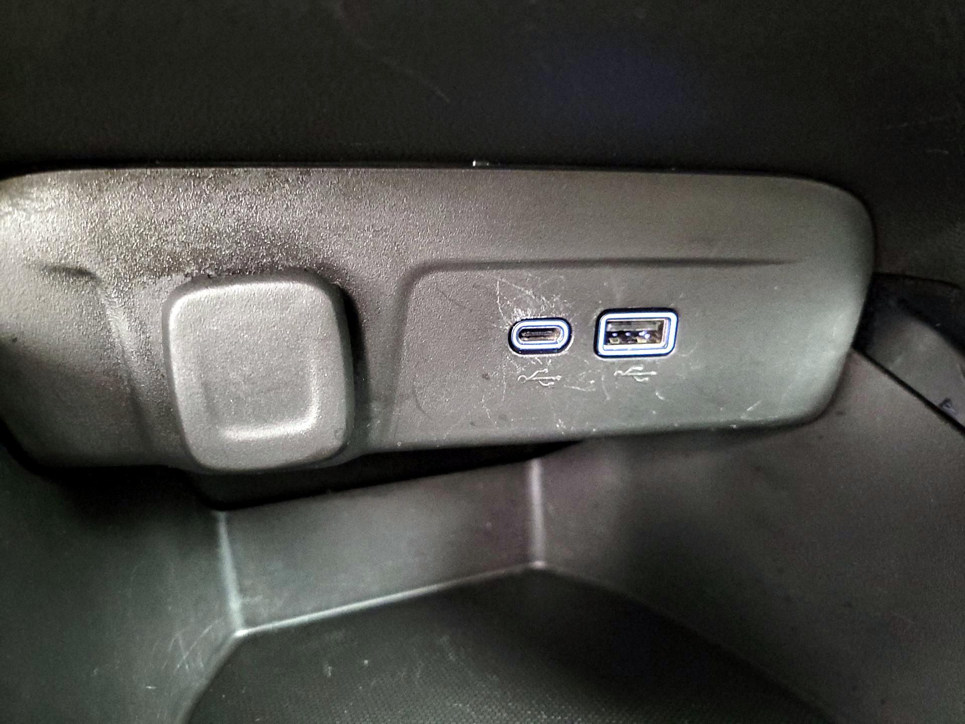 Thumbnail: 2025 Chevrolet Trax - 18