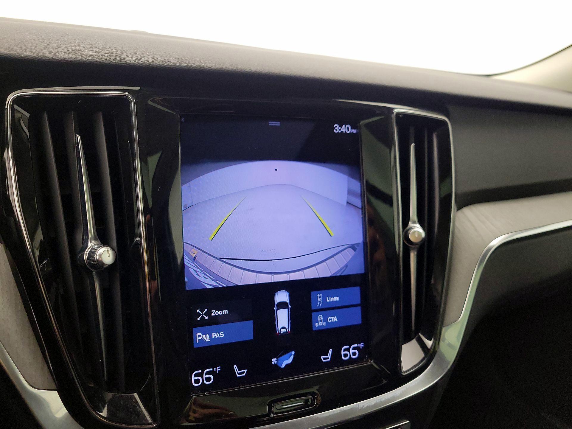 Thumbnail: 2022 Volvo S60 - 15