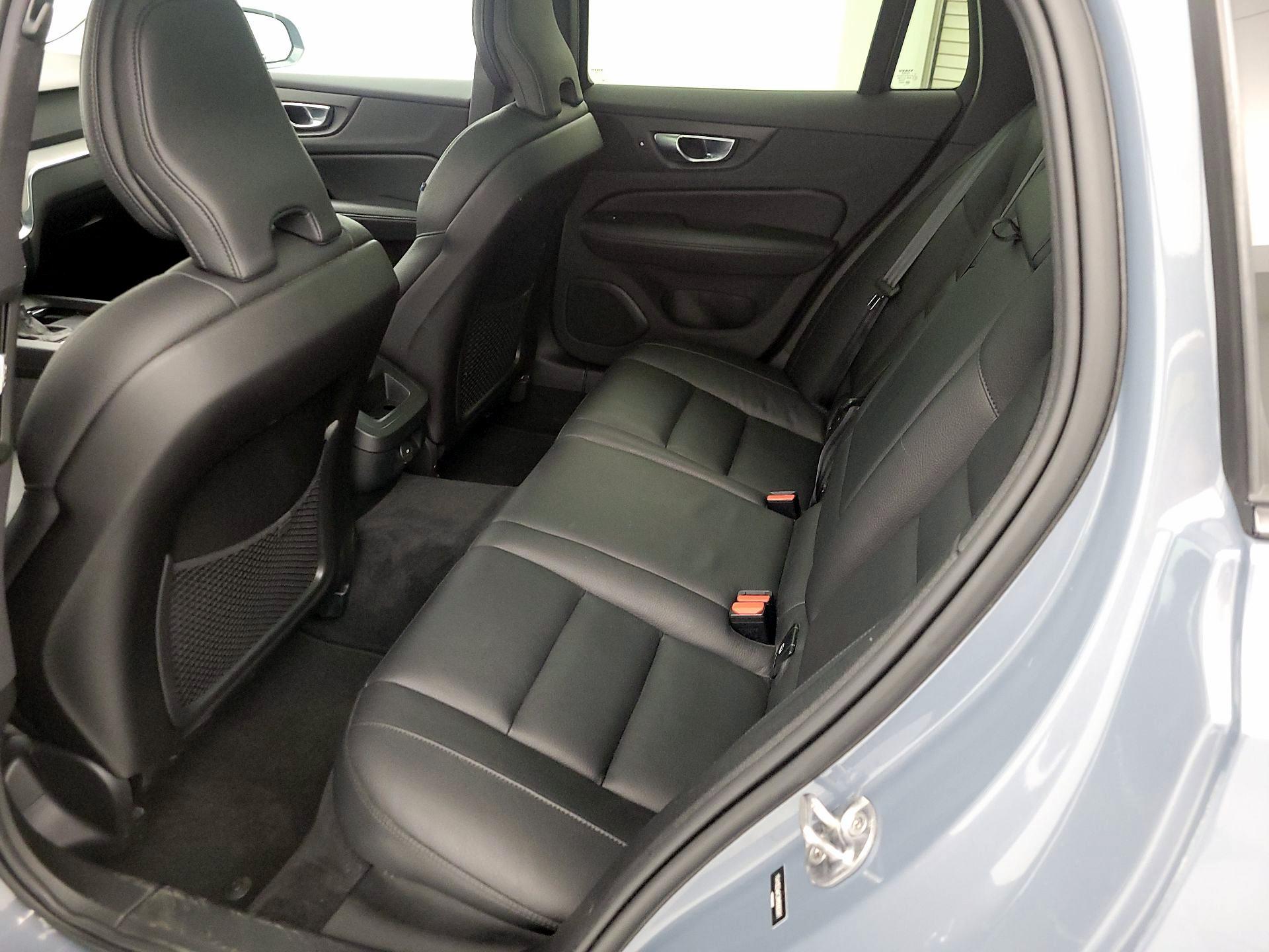 Thumbnail: 2022 Volvo S60 - 20