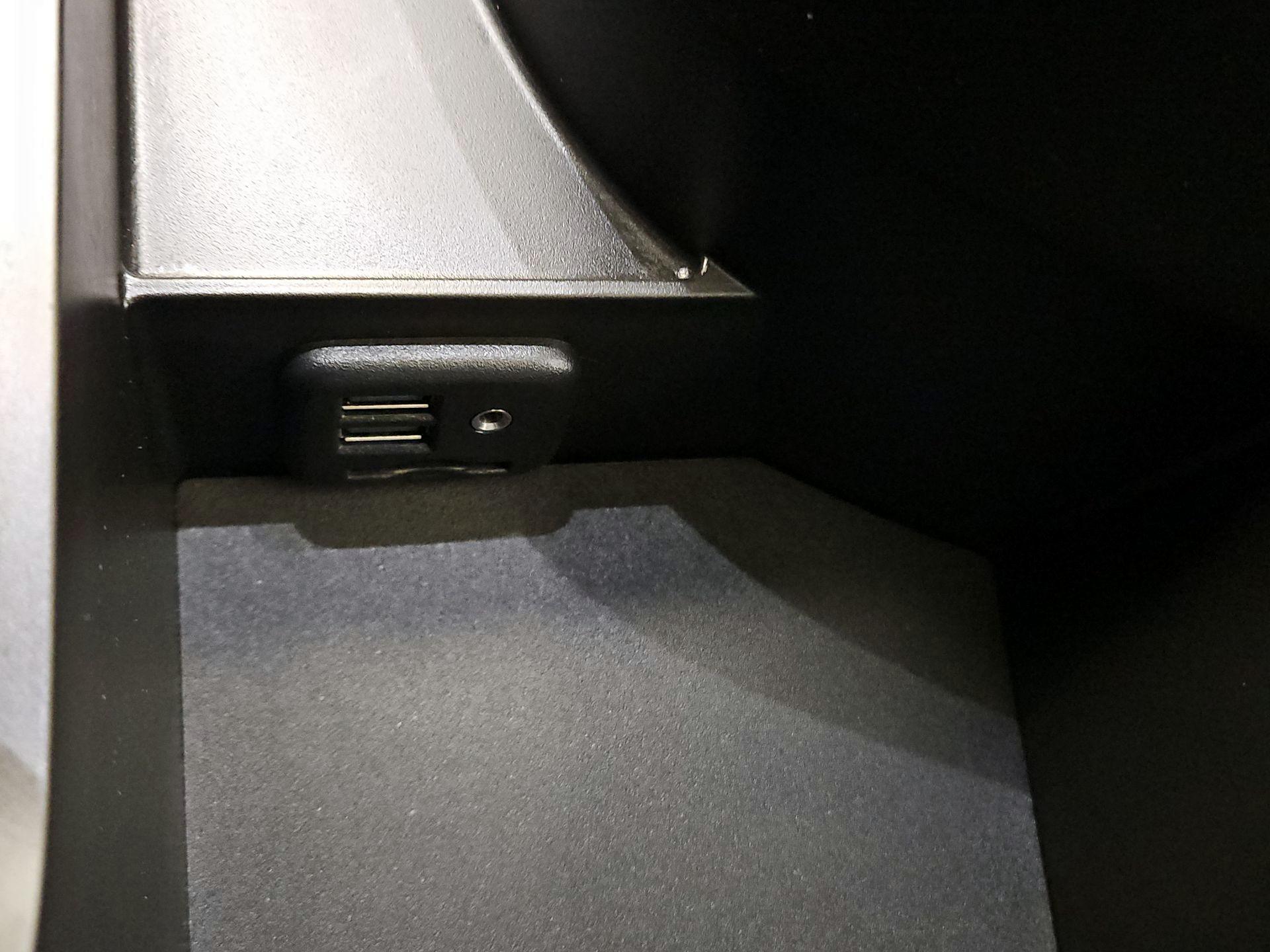 Thumbnail: 2022 Chevrolet Camaro - 17