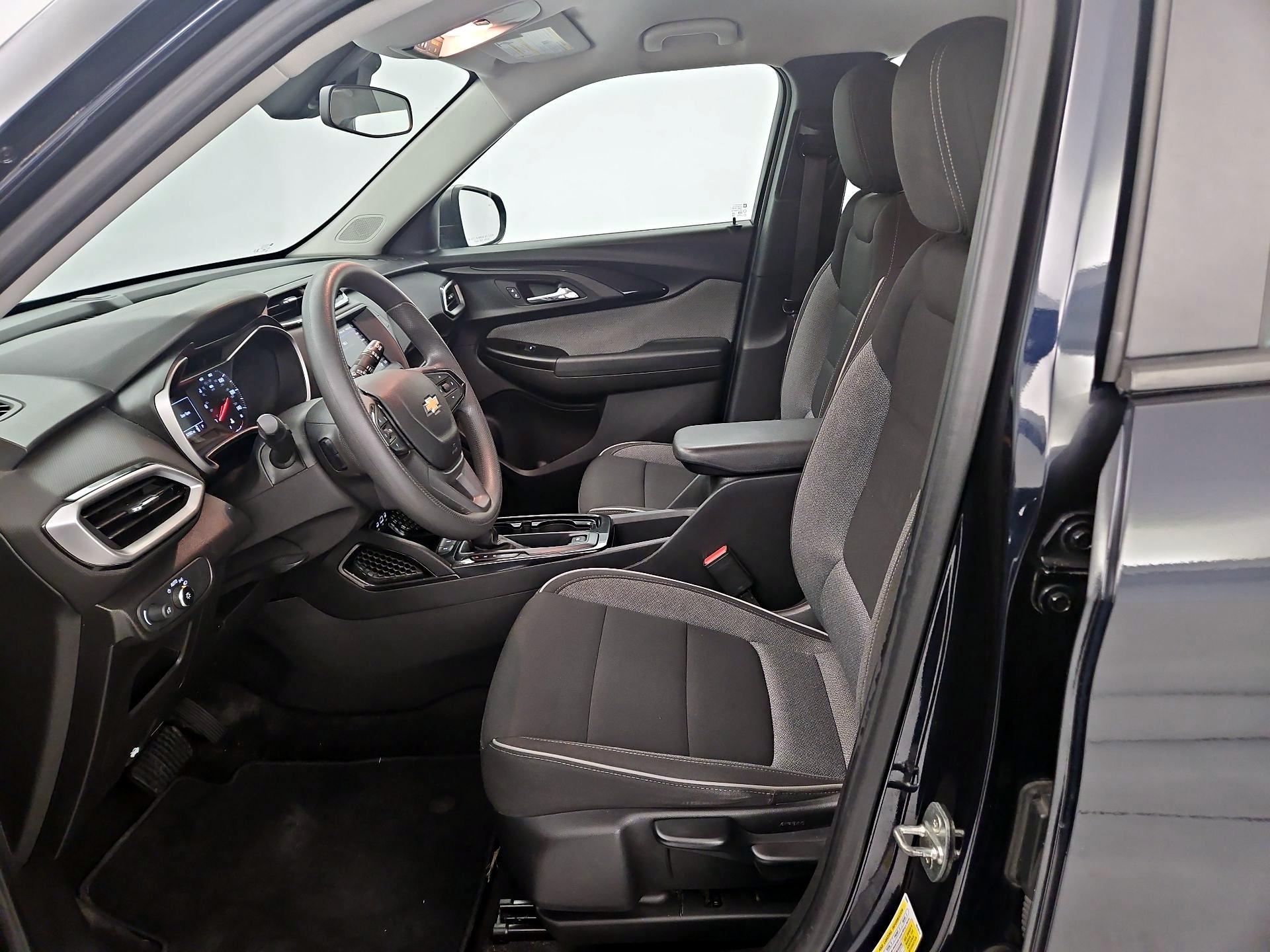 Thumbnail: 2021 Chevrolet TrailBlazer - 11