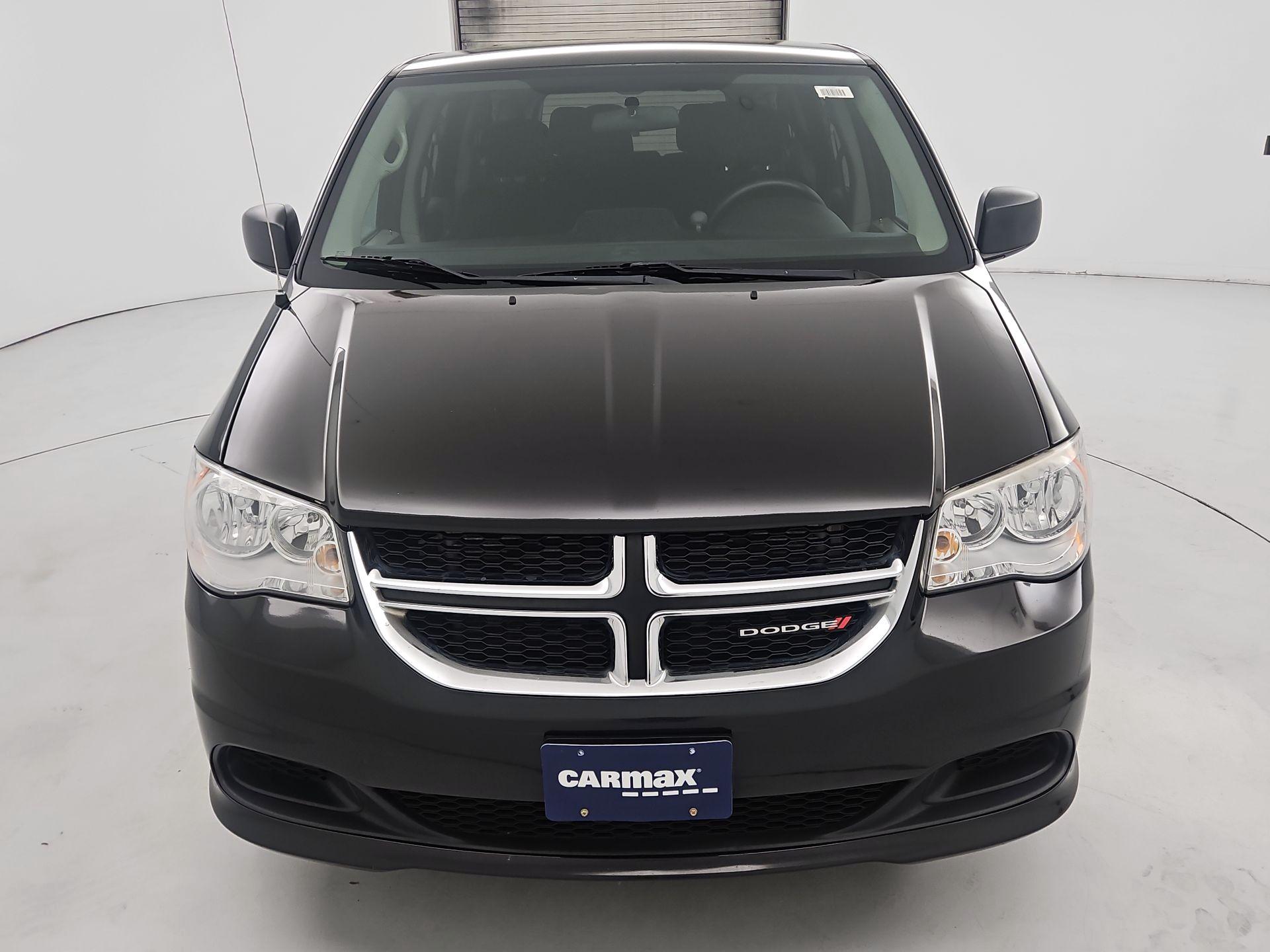 Thumbnail: 2016 Dodge Grand Caravan - 2
