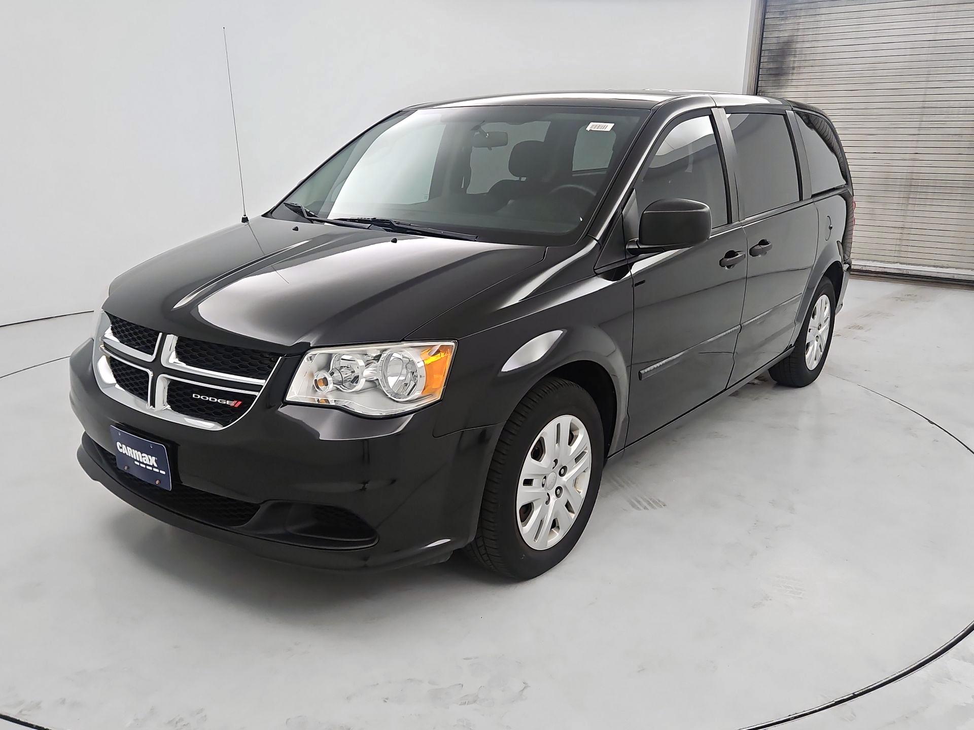 Thumbnail: 2016 Dodge Grand Caravan - 3
