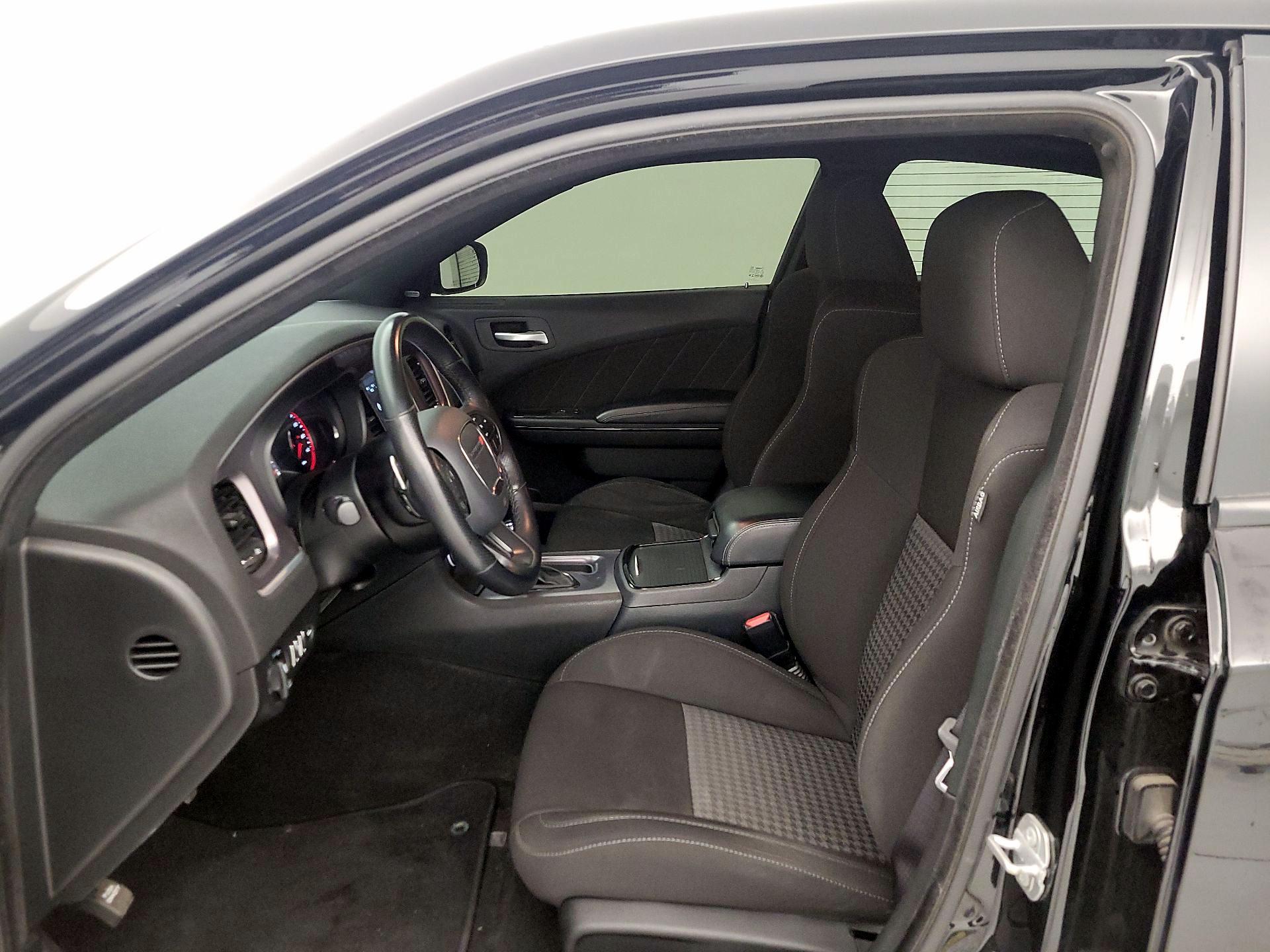 Thumbnail: 2020 Dodge Charger - 11