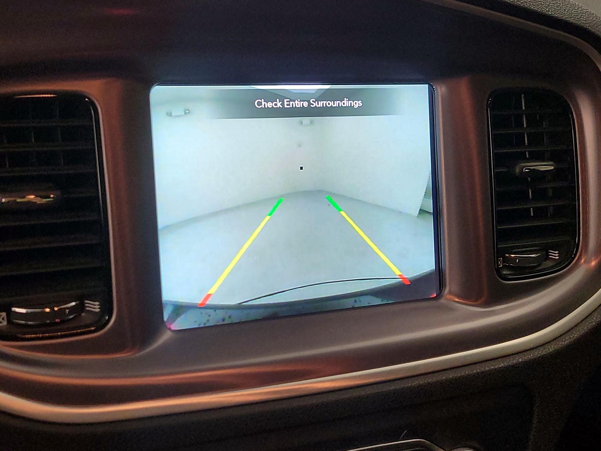 Thumbnail: 2020 Dodge Charger - 14