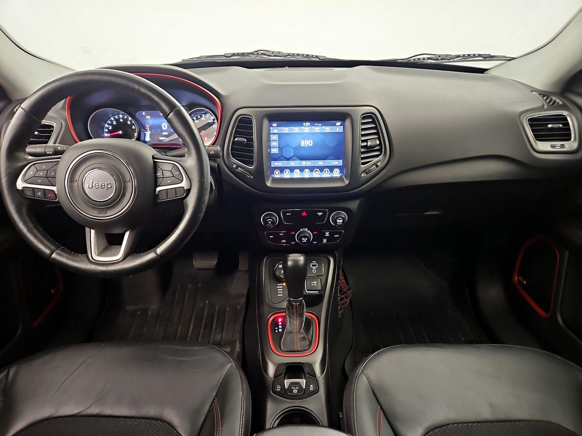 Thumbnail: 2017 Jeep Compass - 9