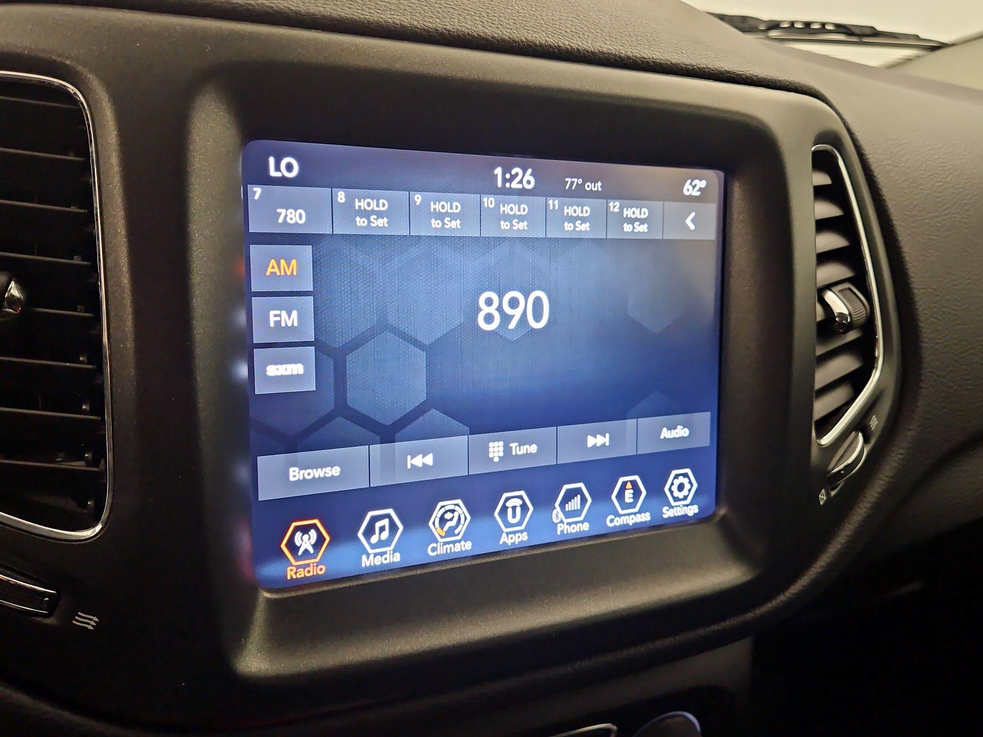 Thumbnail: 2017 Jeep Compass - 15