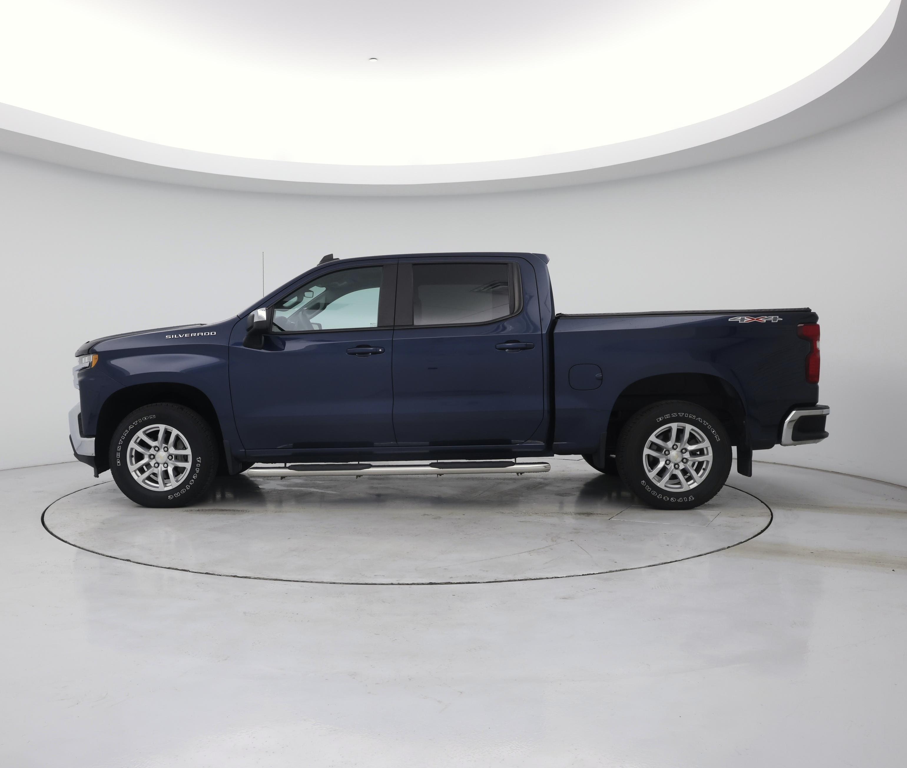 Thumbnail: 2020 Chevrolet Silverado 1500 - 3