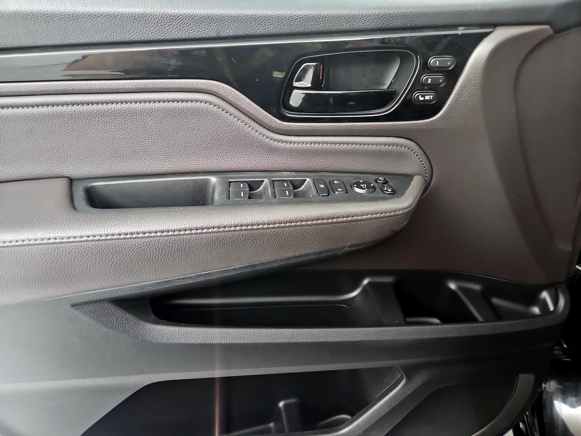 Thumbnail: 2018 Honda Odyssey - 10