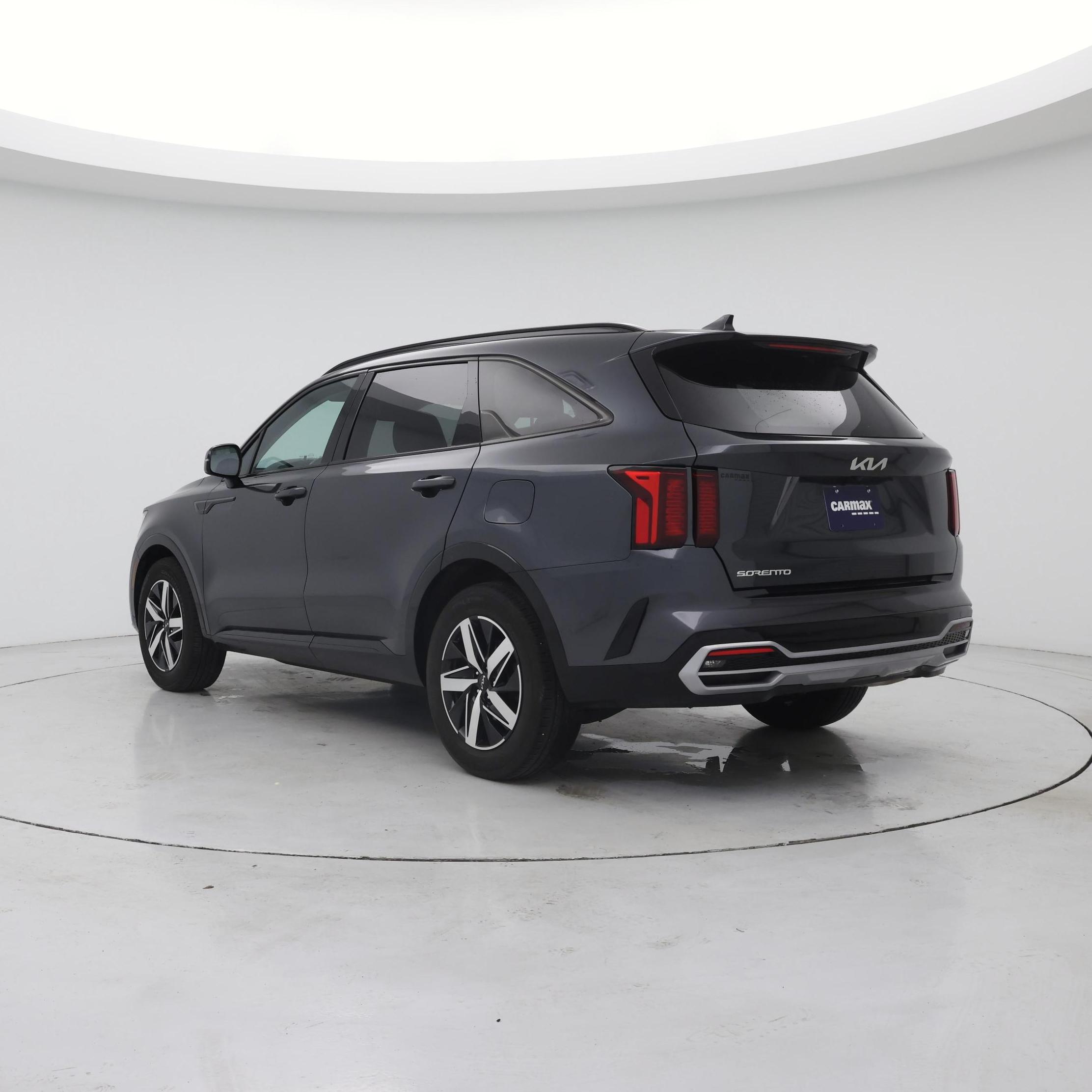 Thumbnail: 2023 Kia Sorento - 2