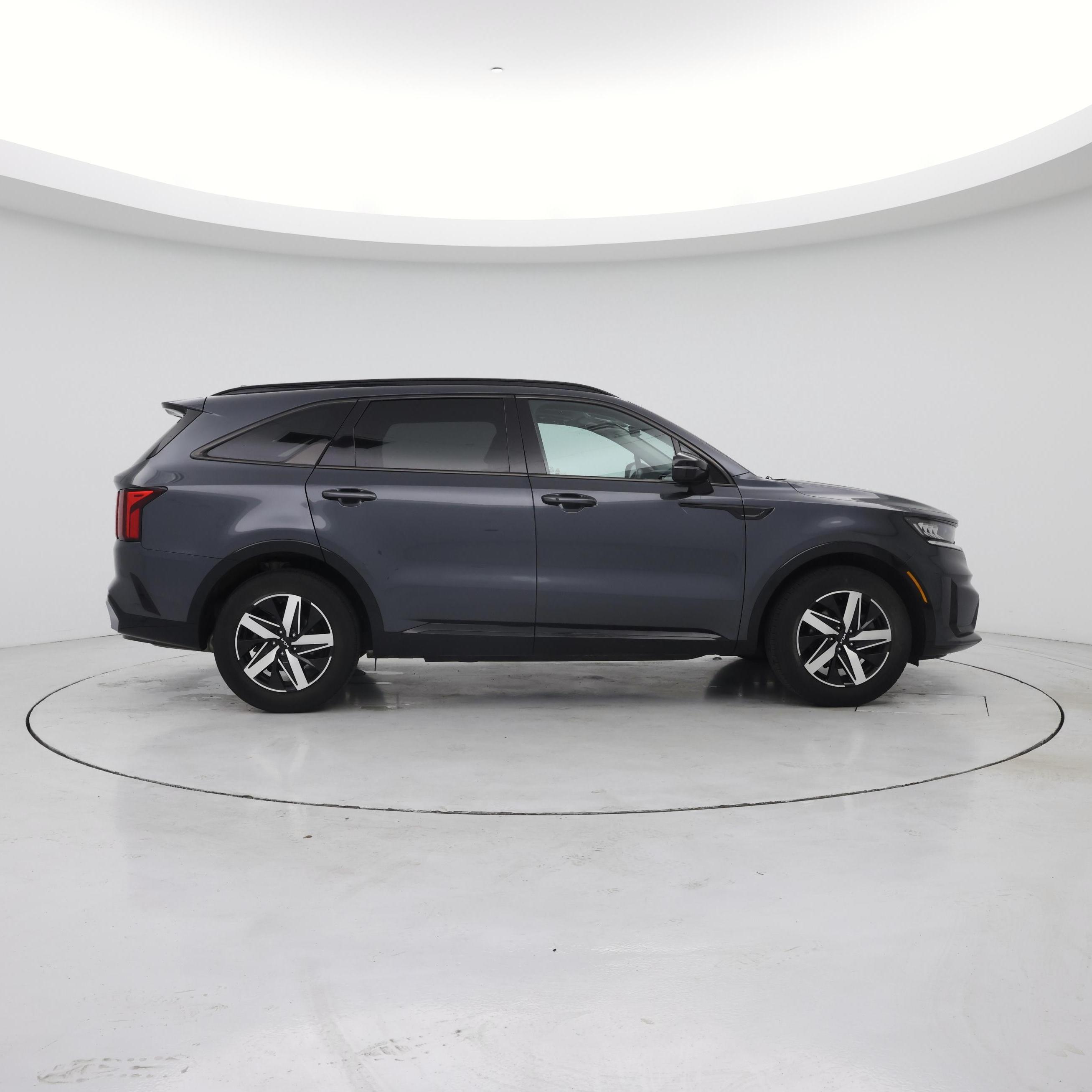 Thumbnail: 2023 Kia Sorento - 7
