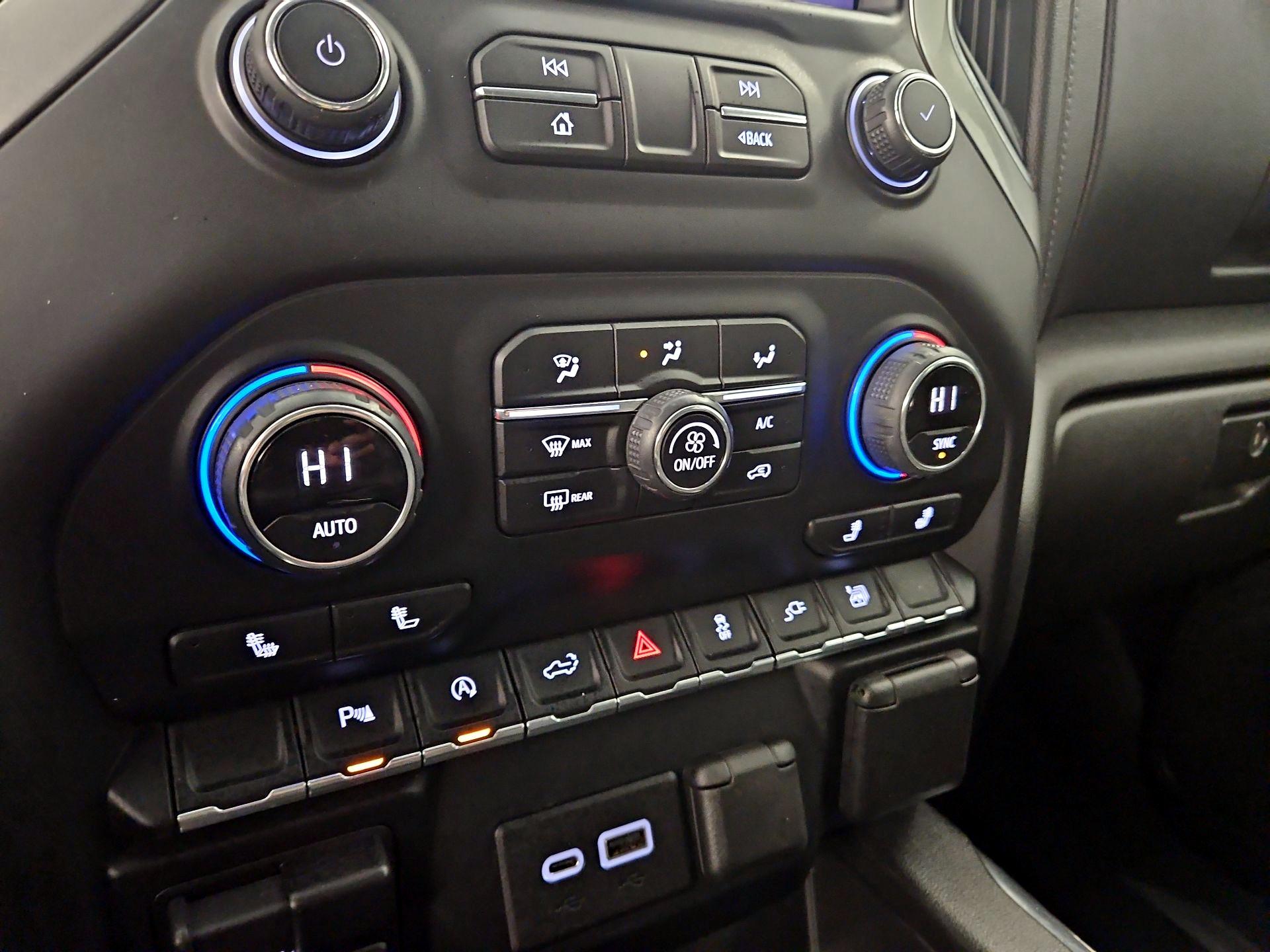 Thumbnail: 2020 Chevrolet Silverado 1500 - 16