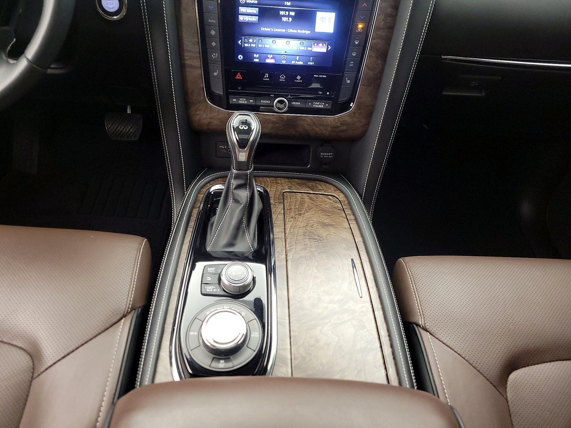 Thumbnail: 2021 INFINITI QX80 - 18