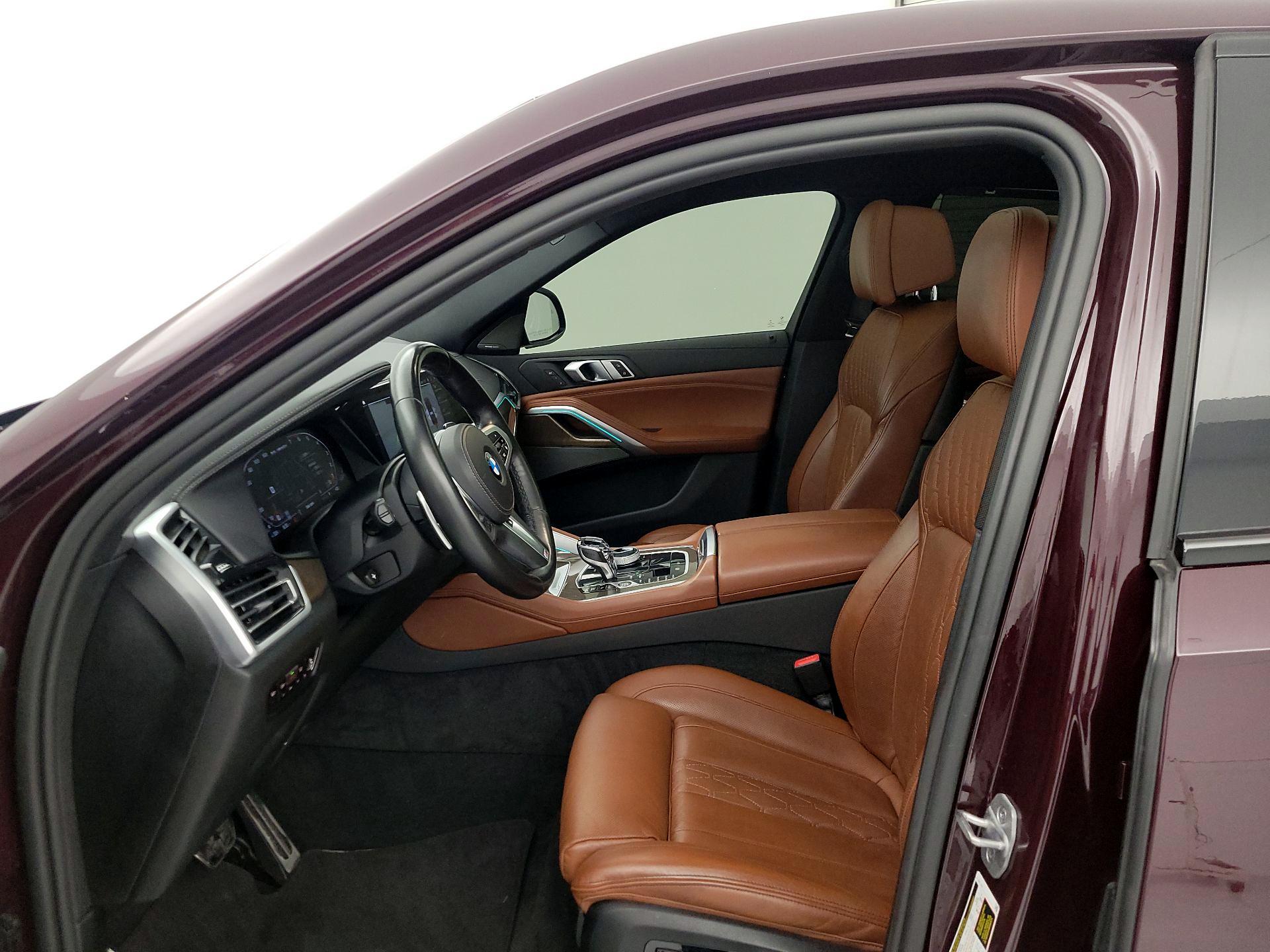 Thumbnail: 2021 BMW X6 - 11