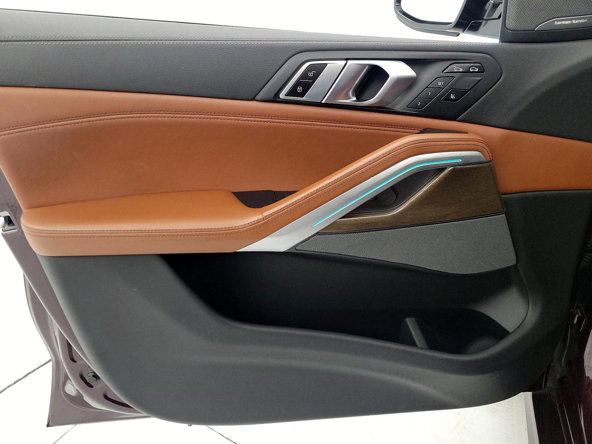 Thumbnail: 2021 BMW X6 - 12