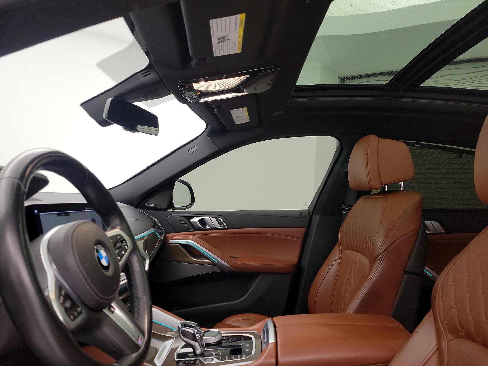 Thumbnail: 2021 BMW X6 - 19