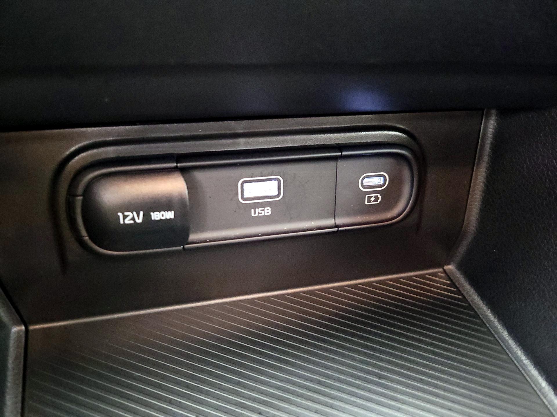 Thumbnail: 2024 Kia Sportage - 18