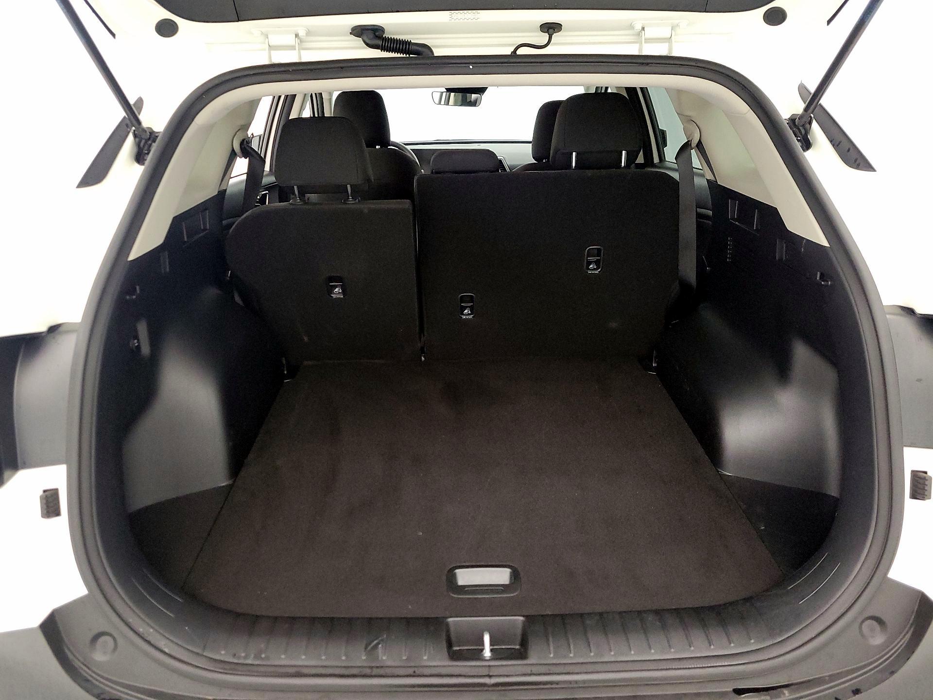 Thumbnail: 2024 Kia Sportage - 20