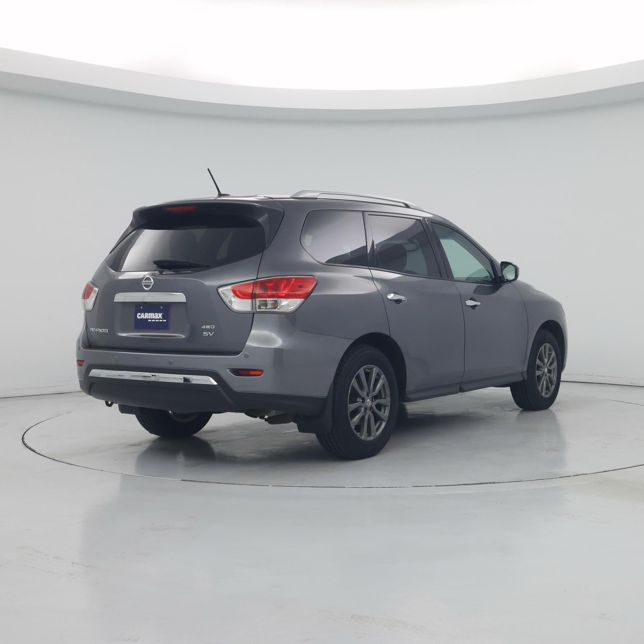 Thumbnail: 2015 Nissan Pathfinder - 8