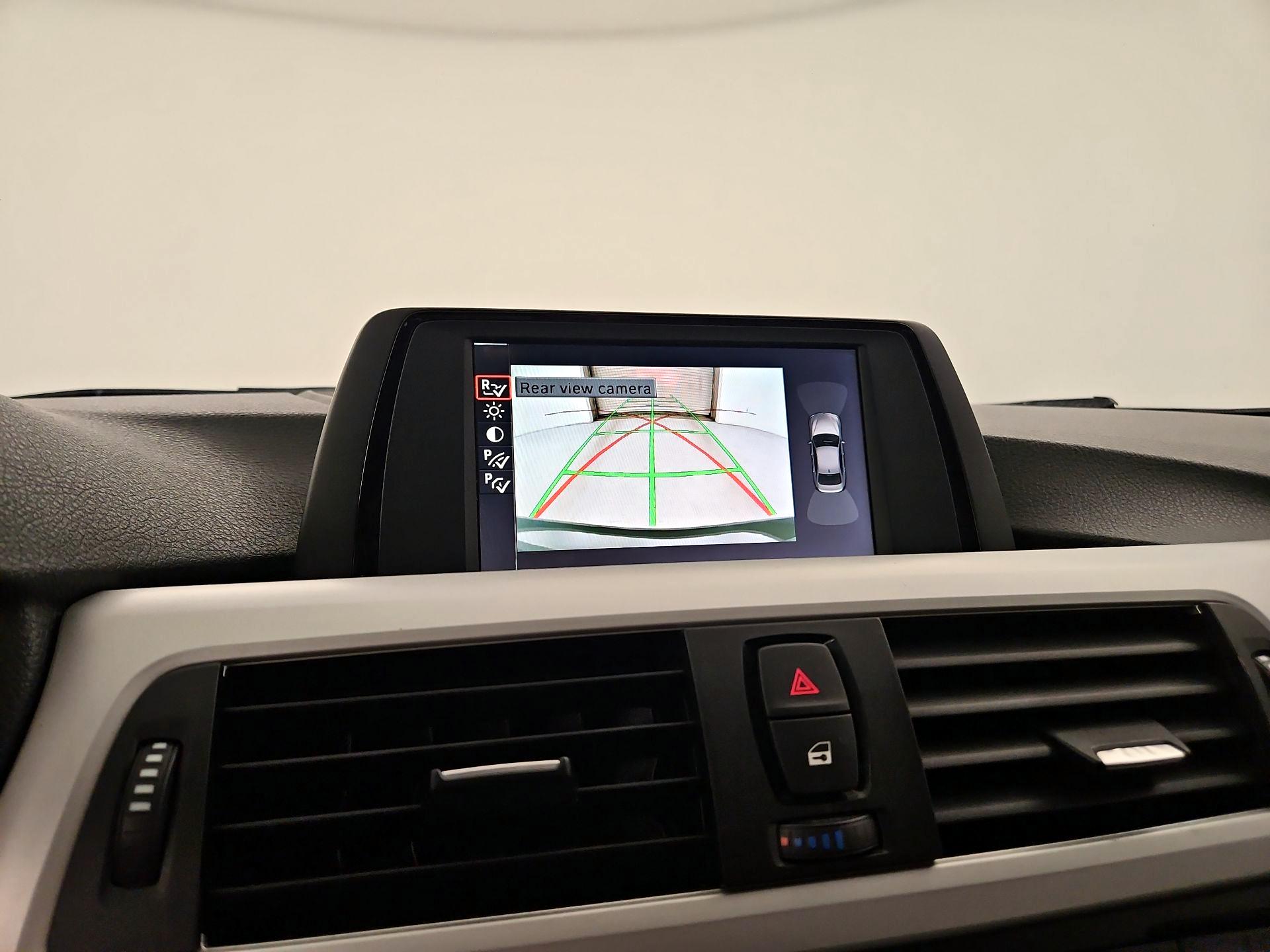 Thumbnail: 2014 BMW 3 Series - 12