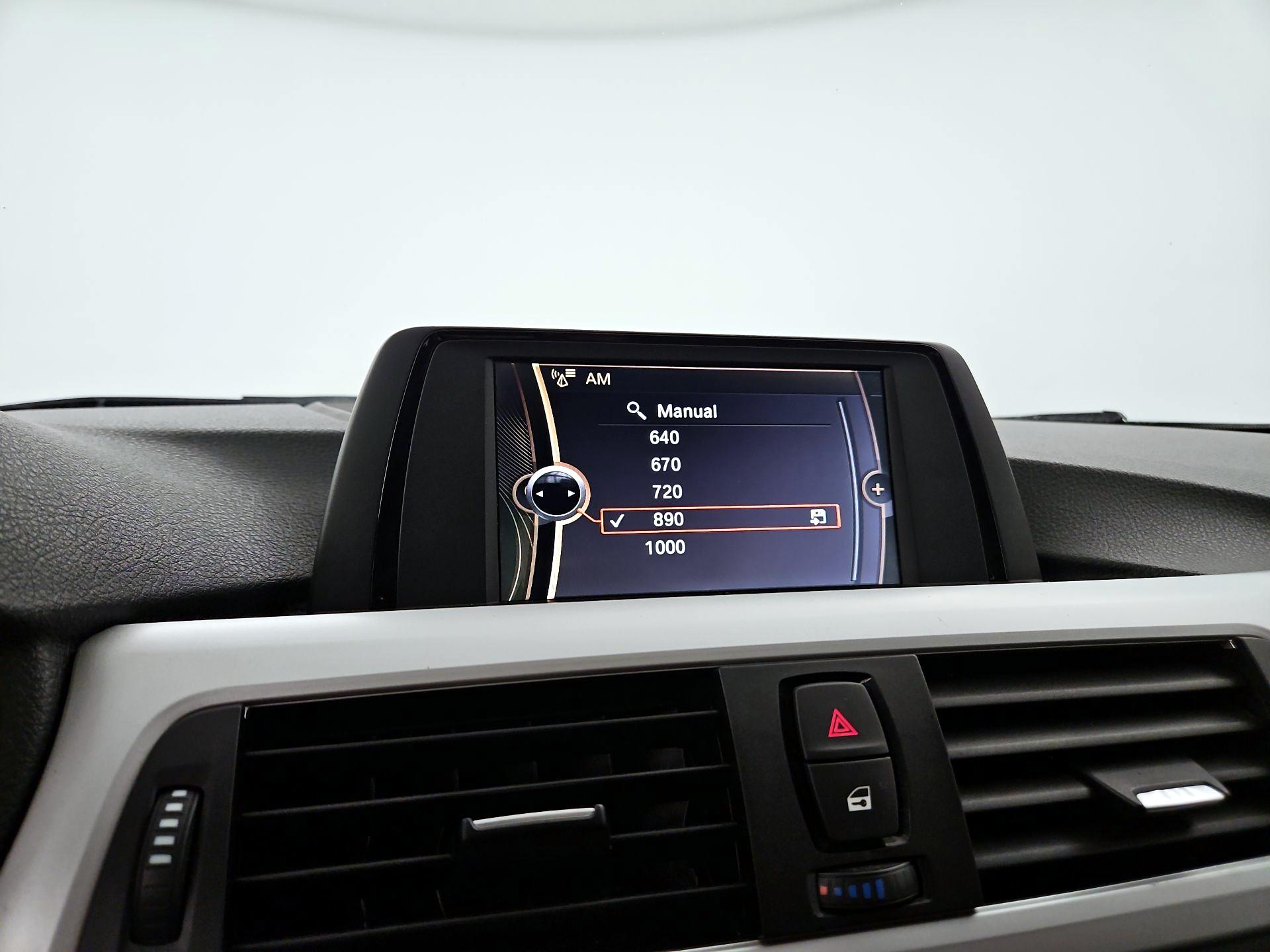 Thumbnail: 2014 BMW 3 Series - 13