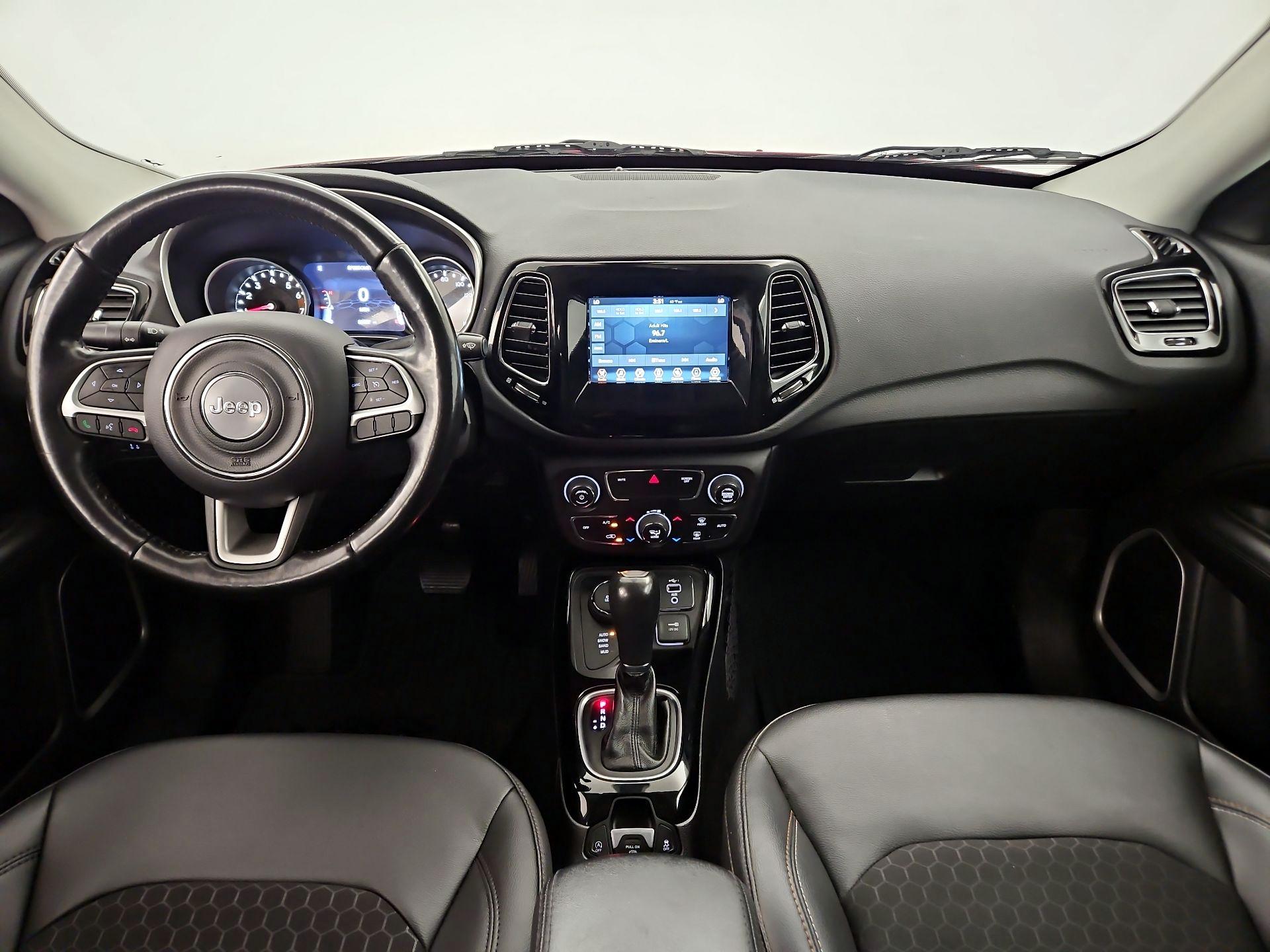 Thumbnail: 2019 Jeep Compass - 9