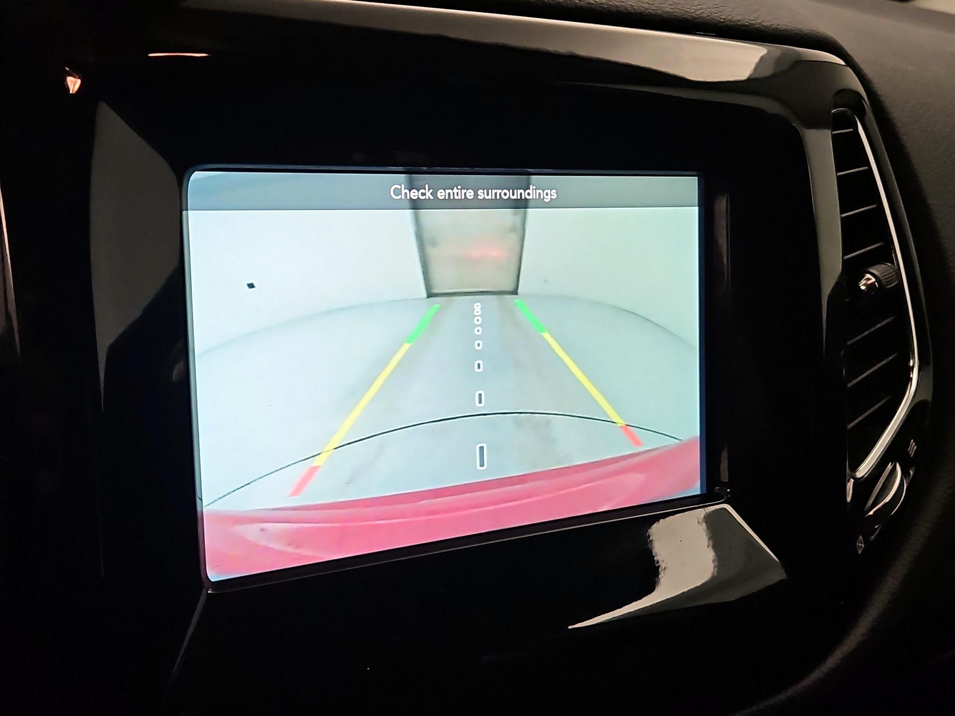 Thumbnail: 2019 Jeep Compass - 14