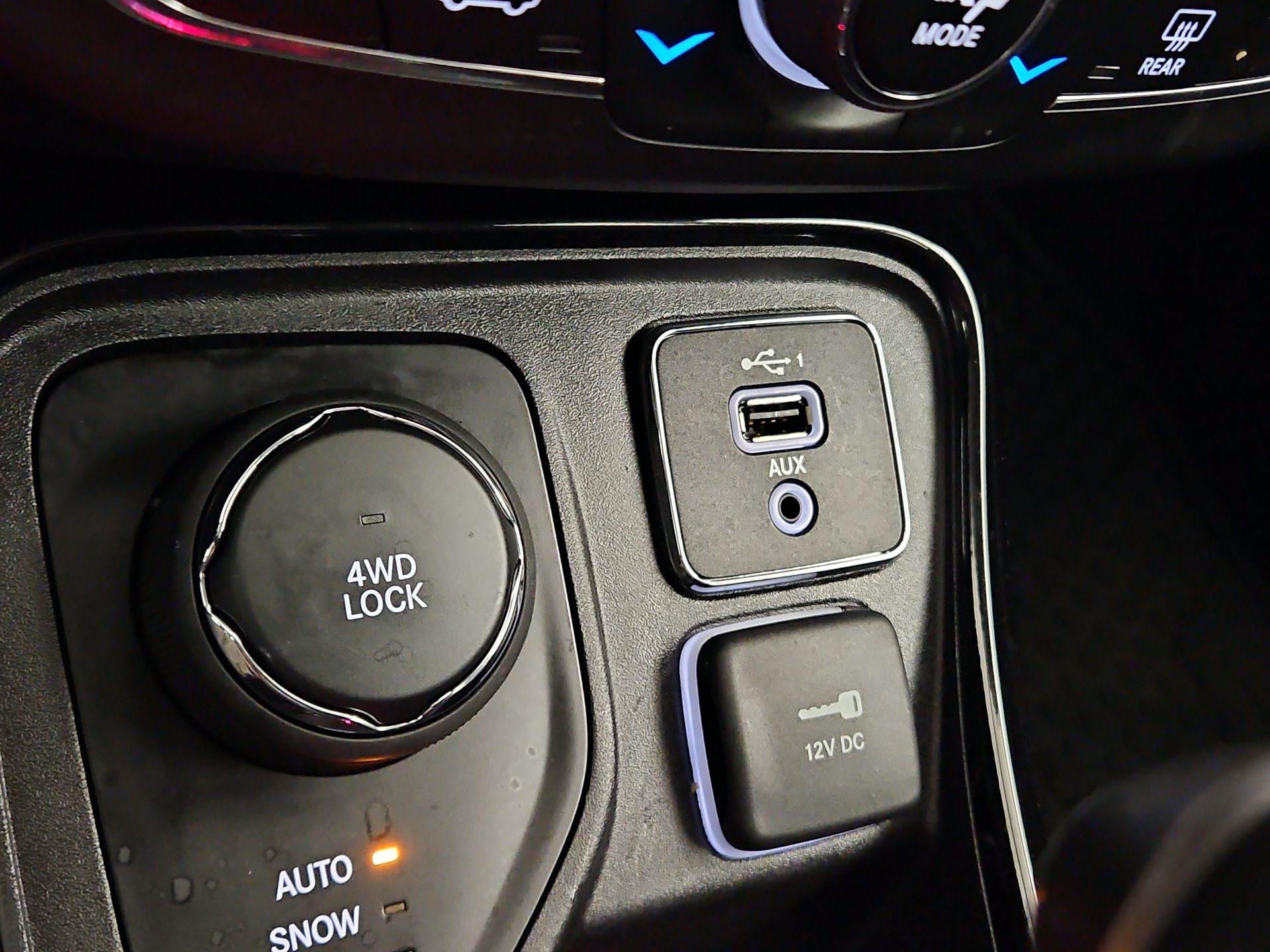 Thumbnail: 2019 Jeep Compass - 18