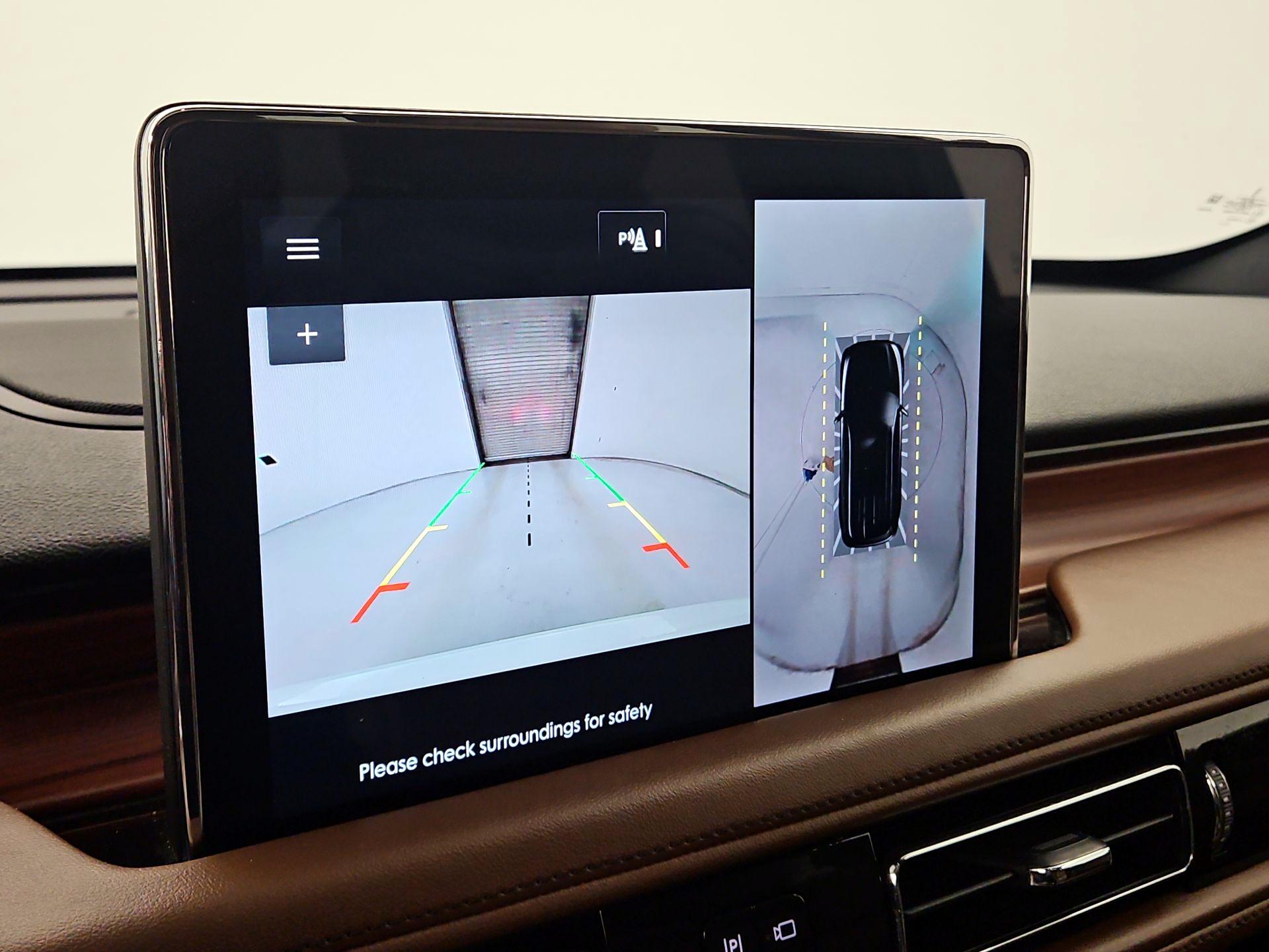 Thumbnail: 2020 Lincoln Aviator - 15