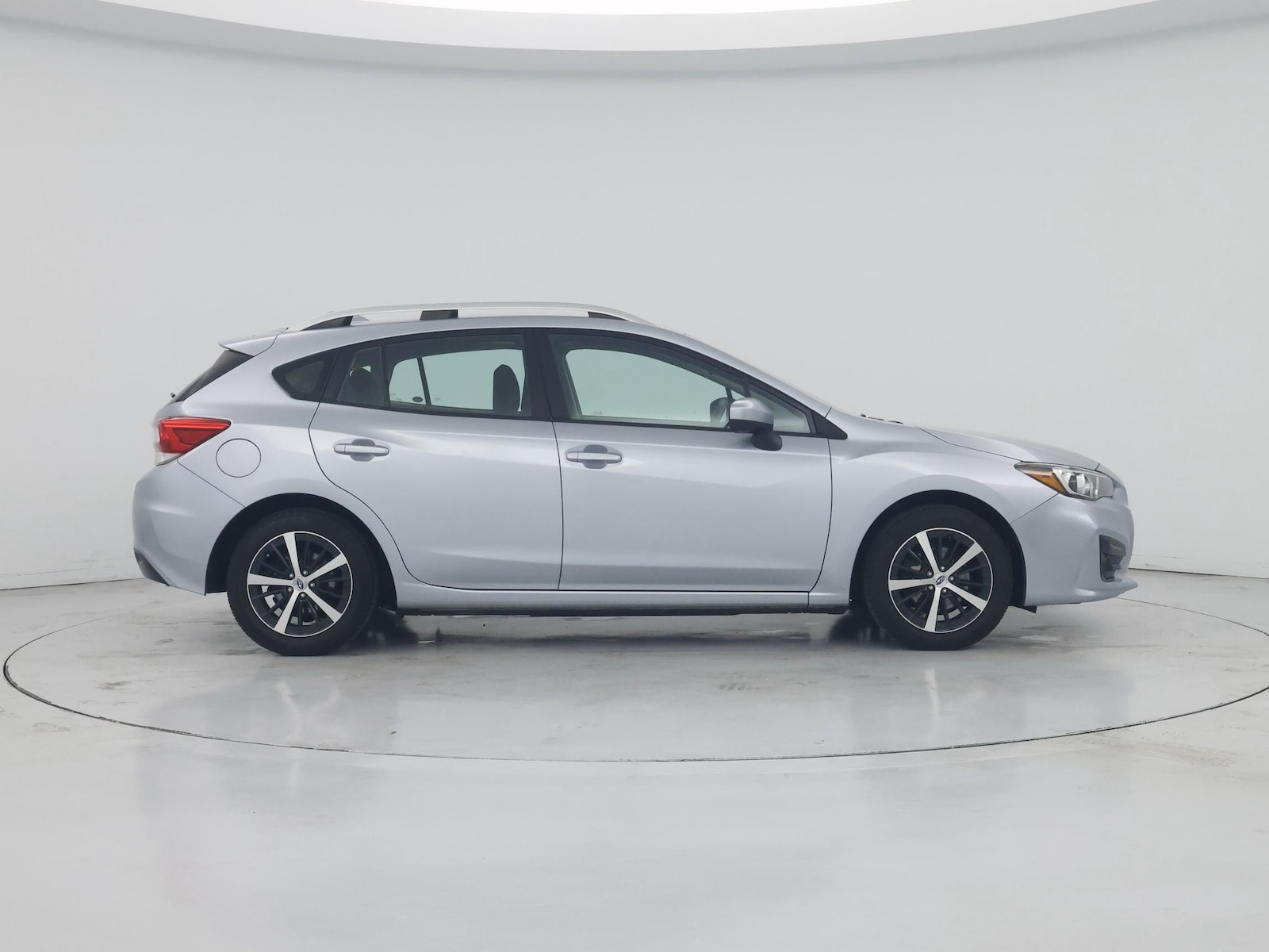 2019 Subaru Impreza Premium - Photo 8