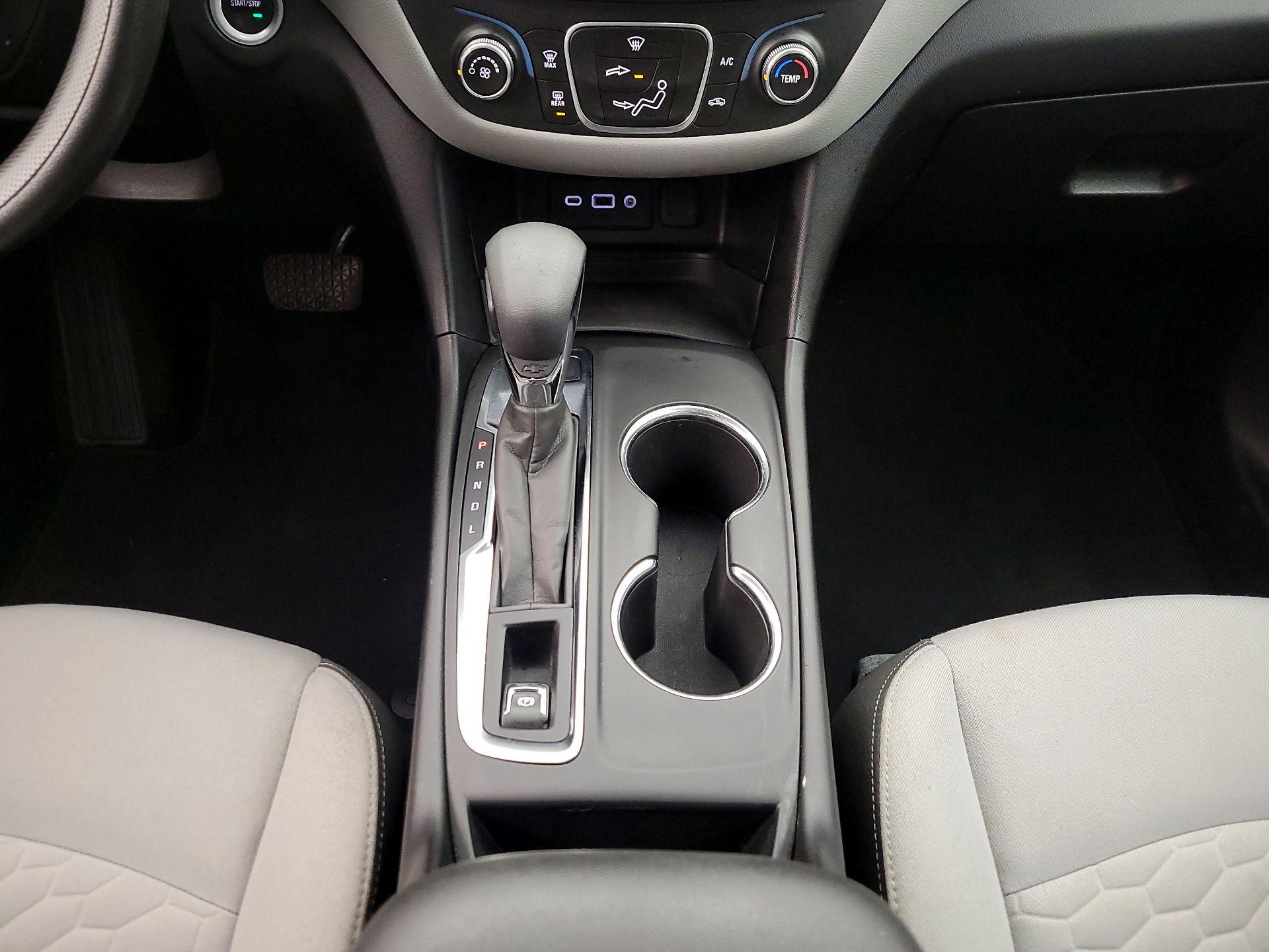 Thumbnail: 2020 Chevrolet Equinox - 17
