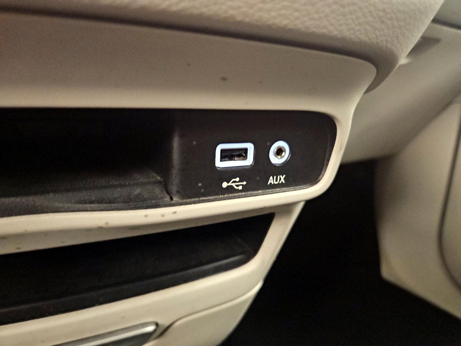 2017 Chrysler Pacifica Touring - Photo 19