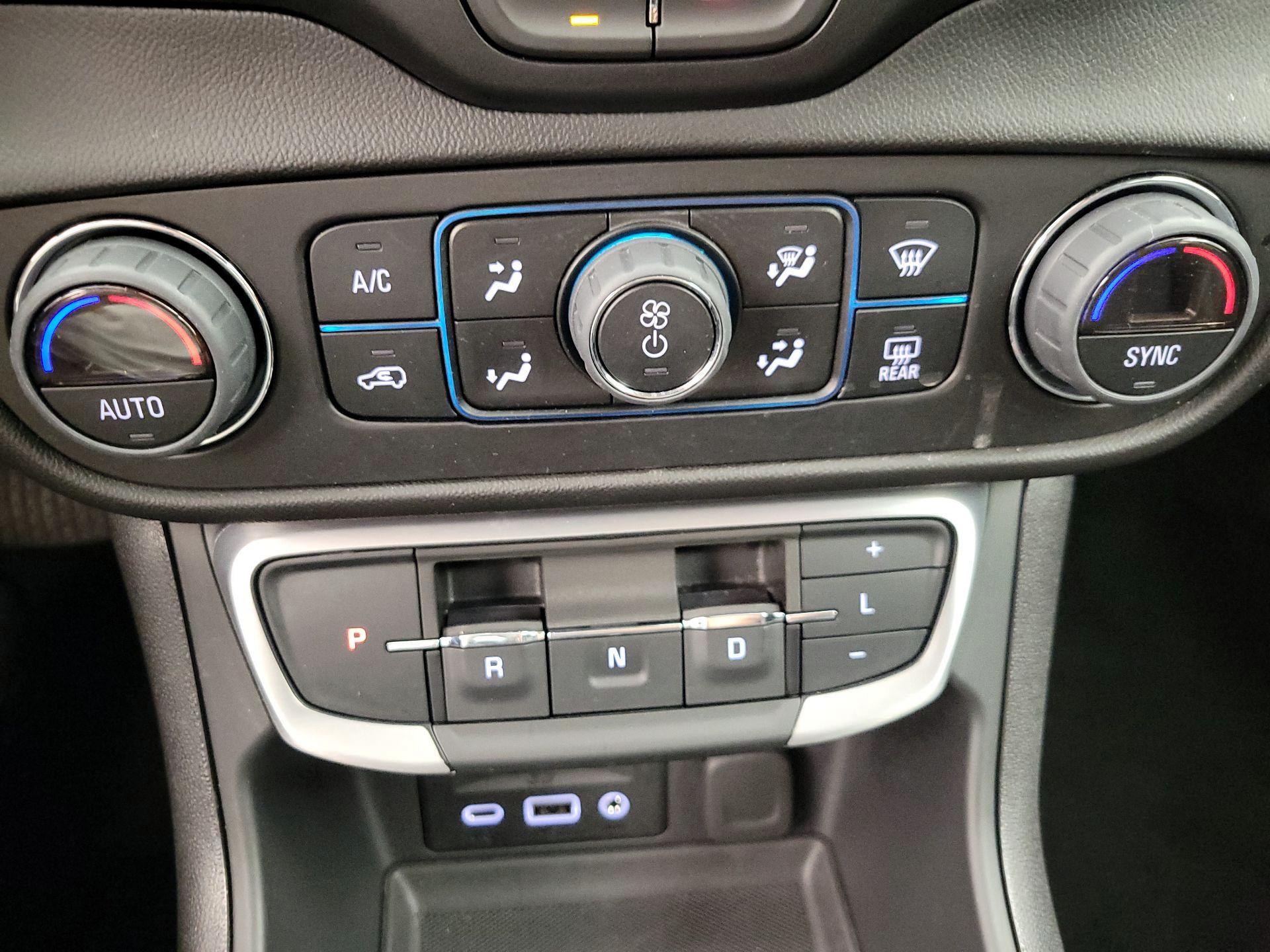 Thumbnail: 2024 GMC Terrain - 16