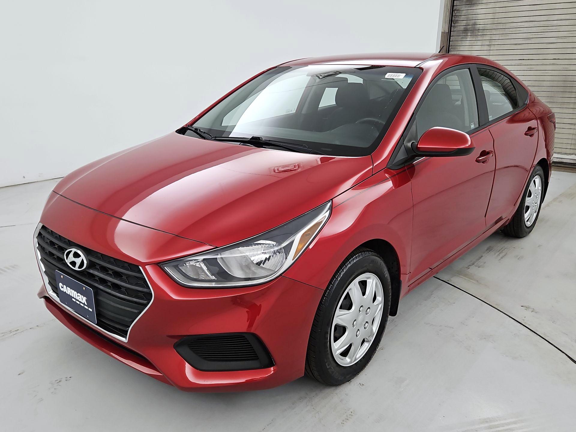 Thumbnail: 2018 Hyundai Accent - 3