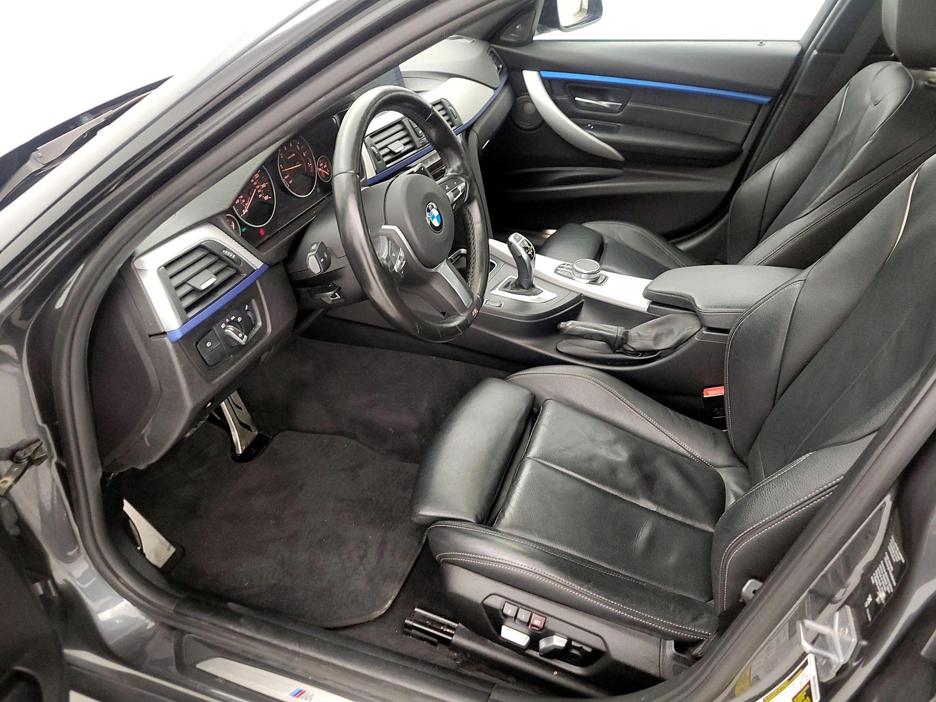 Thumbnail: 2018 BMW 3 Series - 11