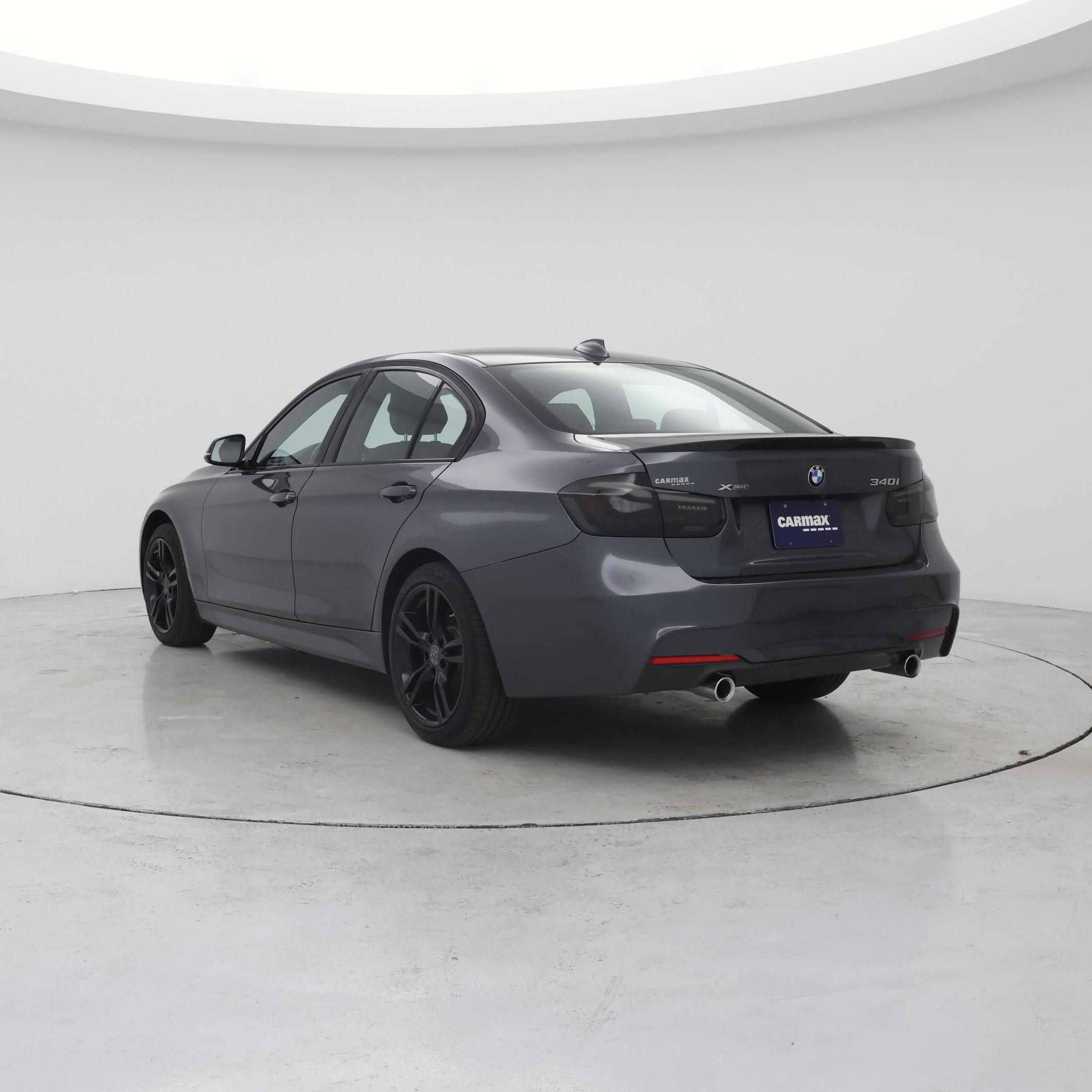 Thumbnail: 2018 BMW 3 Series - 2